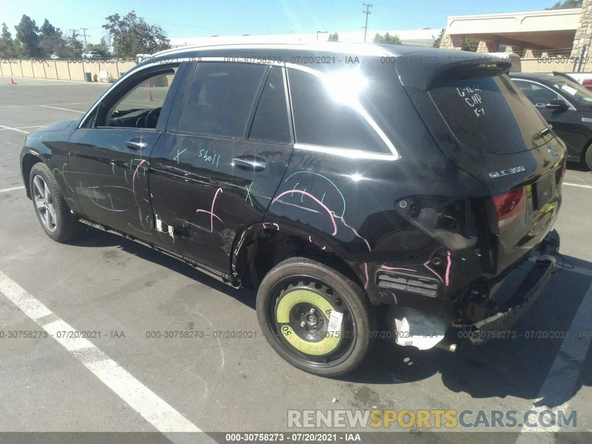 3 Photograph of a damaged car WDC0G4JB8KV161604 MERCEDES-BENZ GLC 2019