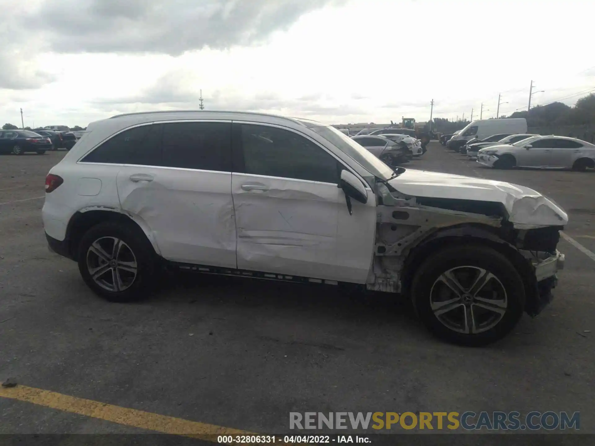 6 Photograph of a damaged car WDC0G4JB8KV171338 MERCEDES-BENZ GLC 2019