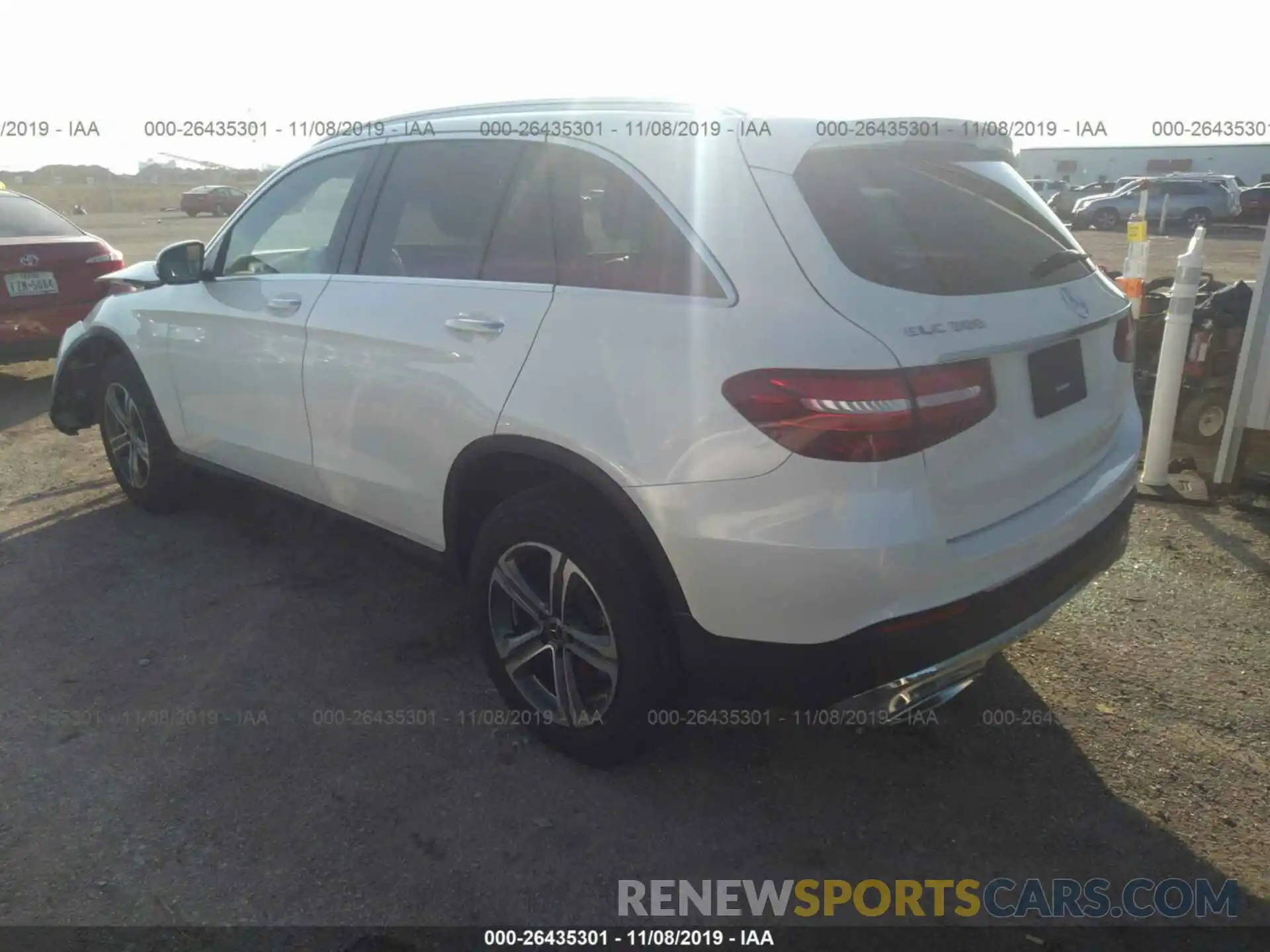 3 Photograph of a damaged car WDC0G4JB8KV173946 MERCEDES-BENZ GLC 2019