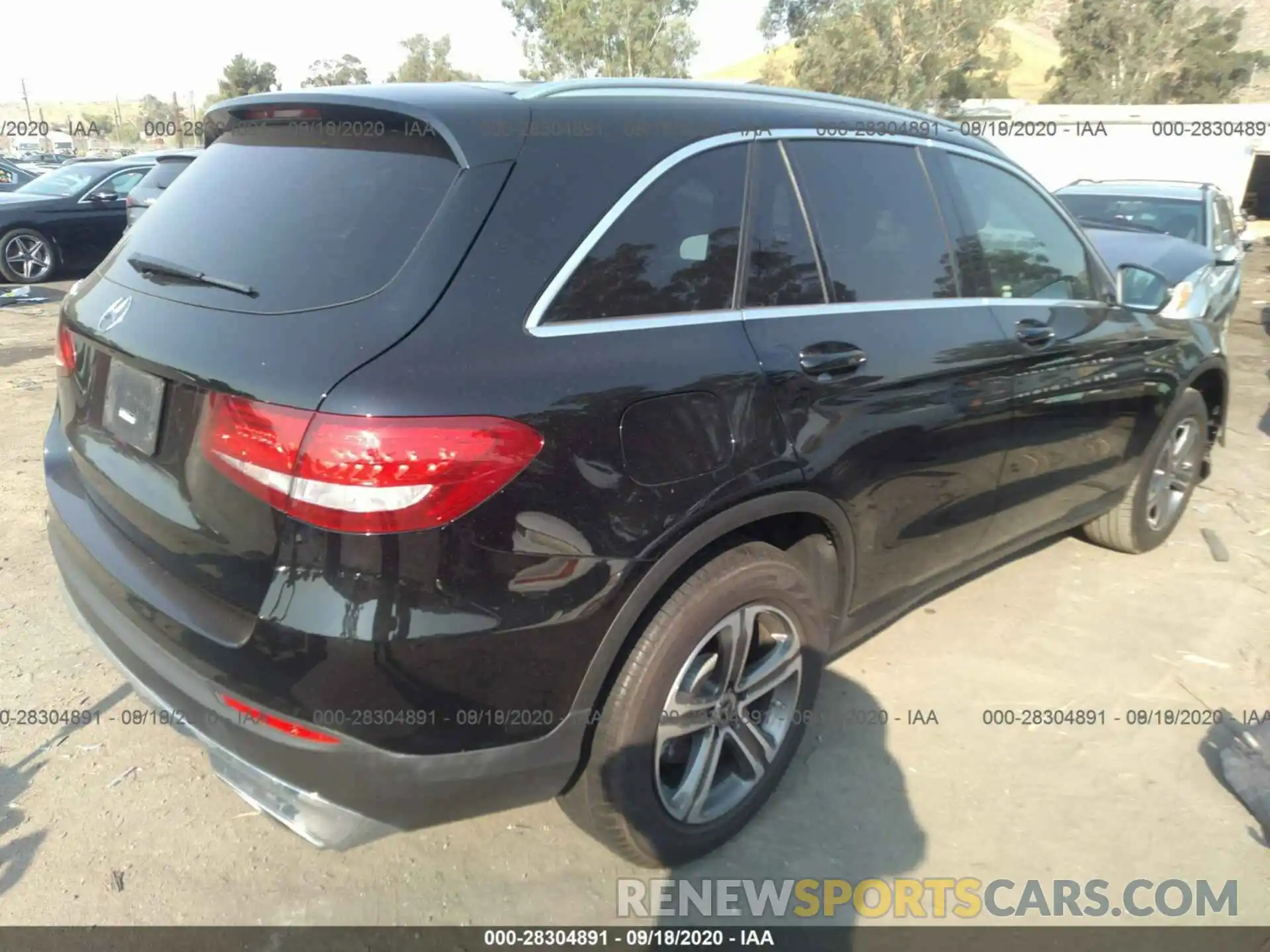 15 Photograph of a damaged car WDC0G4JB8KV181030 MERCEDES-BENZ GLC 2019