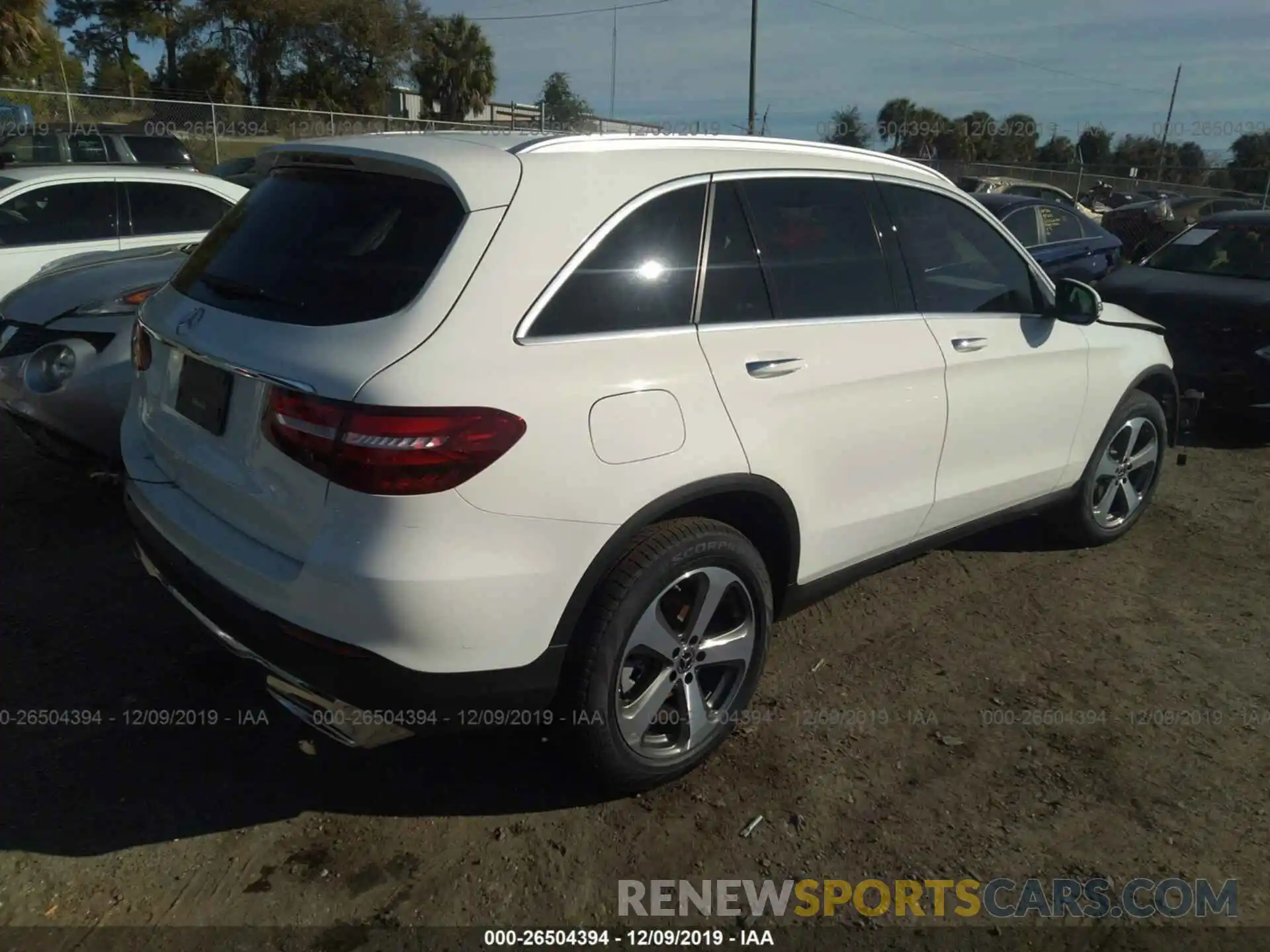 4 Photograph of a damaged car WDC0G4JB8KV188463 MERCEDES-BENZ GLC 2019