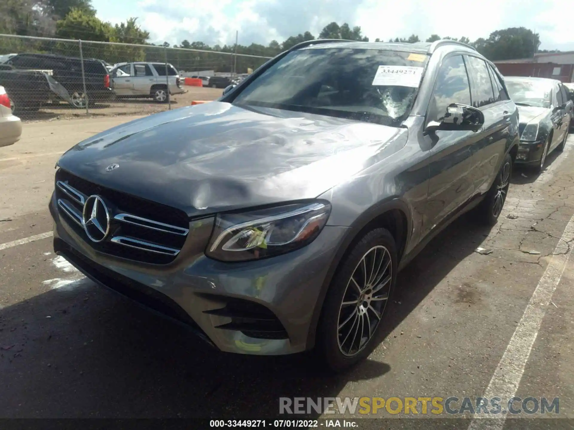 2 Photograph of a damaged car WDC0G4JB8KV193985 MERCEDES-BENZ GLC 2019