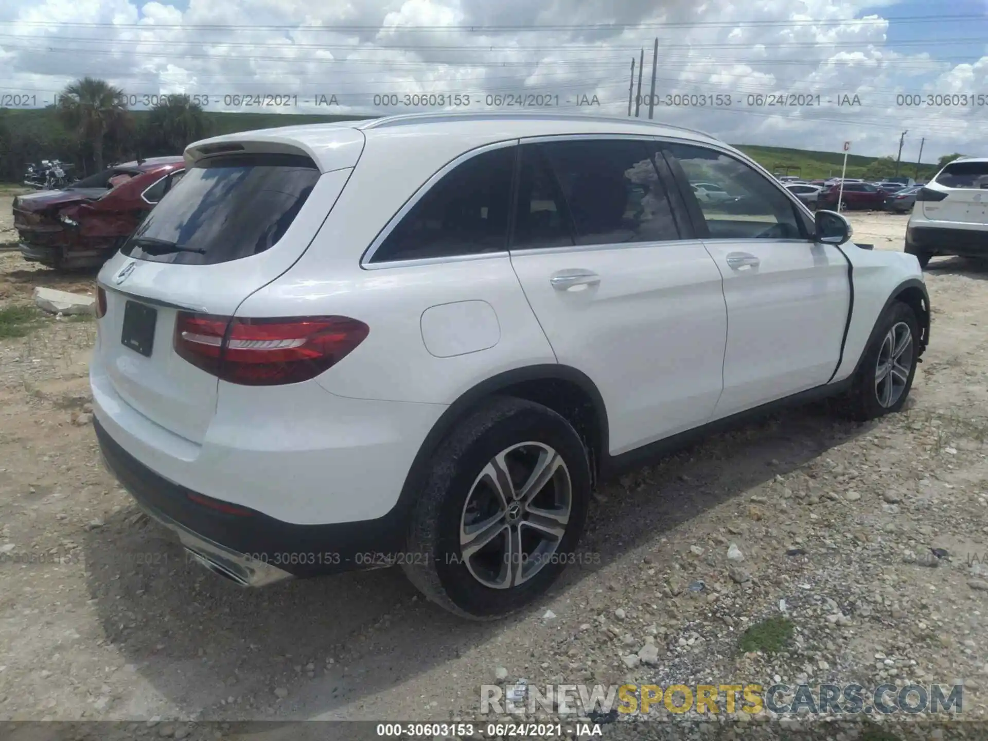 4 Фотография поврежденного автомобиля WDC0G4JB9K1000640 MERCEDES-BENZ GLC 2019