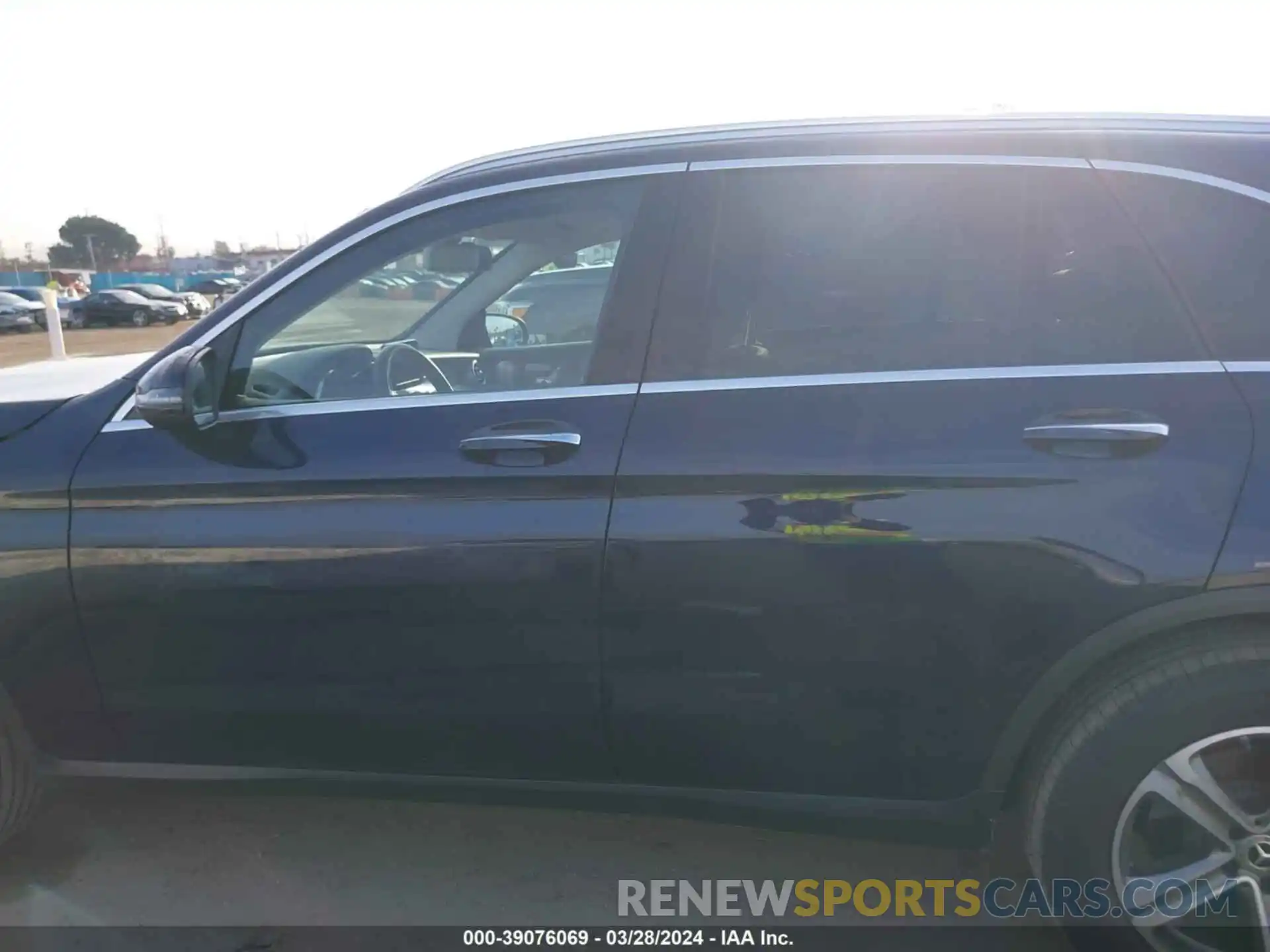 14 Photograph of a damaged car WDC0G4JB9KF613165 MERCEDES-BENZ GLC 2019