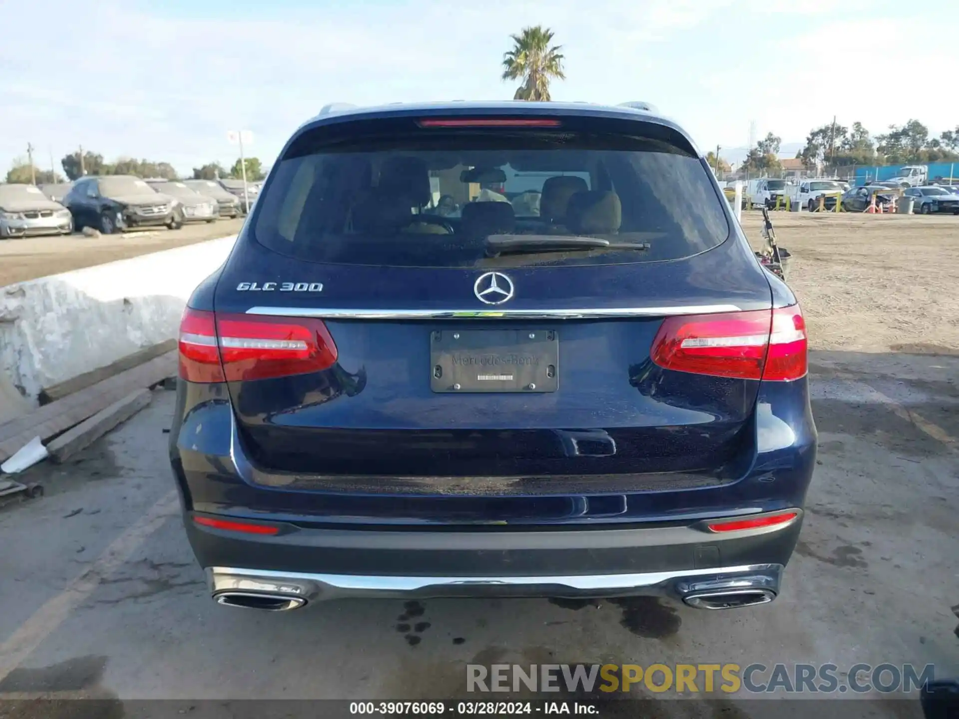 16 Photograph of a damaged car WDC0G4JB9KF613165 MERCEDES-BENZ GLC 2019