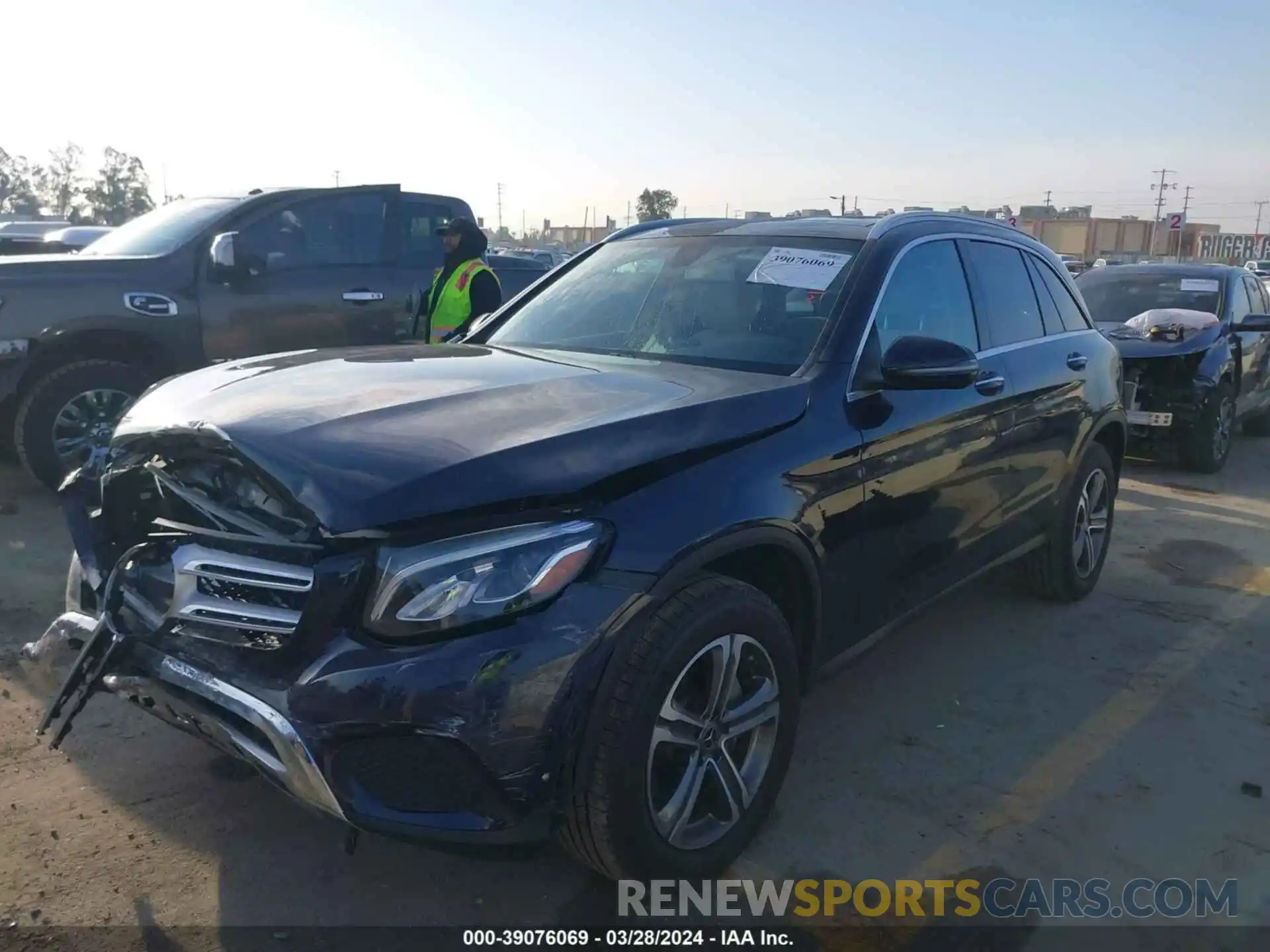 2 Photograph of a damaged car WDC0G4JB9KF613165 MERCEDES-BENZ GLC 2019