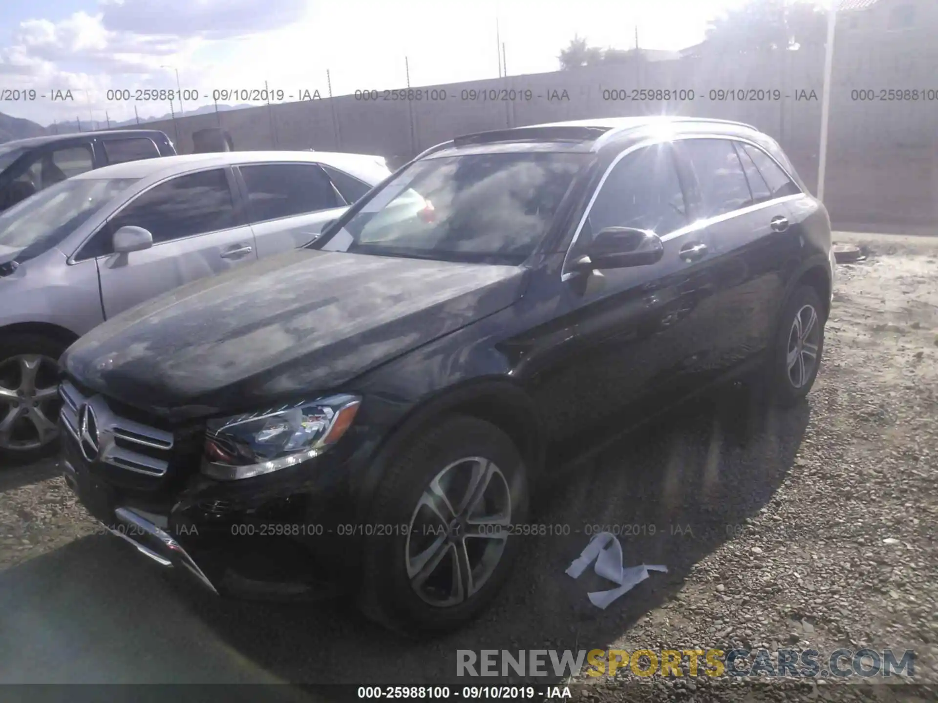 2 Photograph of a damaged car WDC0G4JB9KV118454 MERCEDES-BENZ GLC 2019