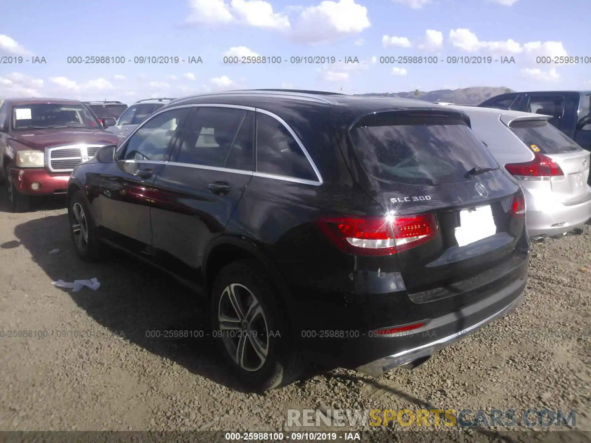 3 Photograph of a damaged car WDC0G4JB9KV118454 MERCEDES-BENZ GLC 2019