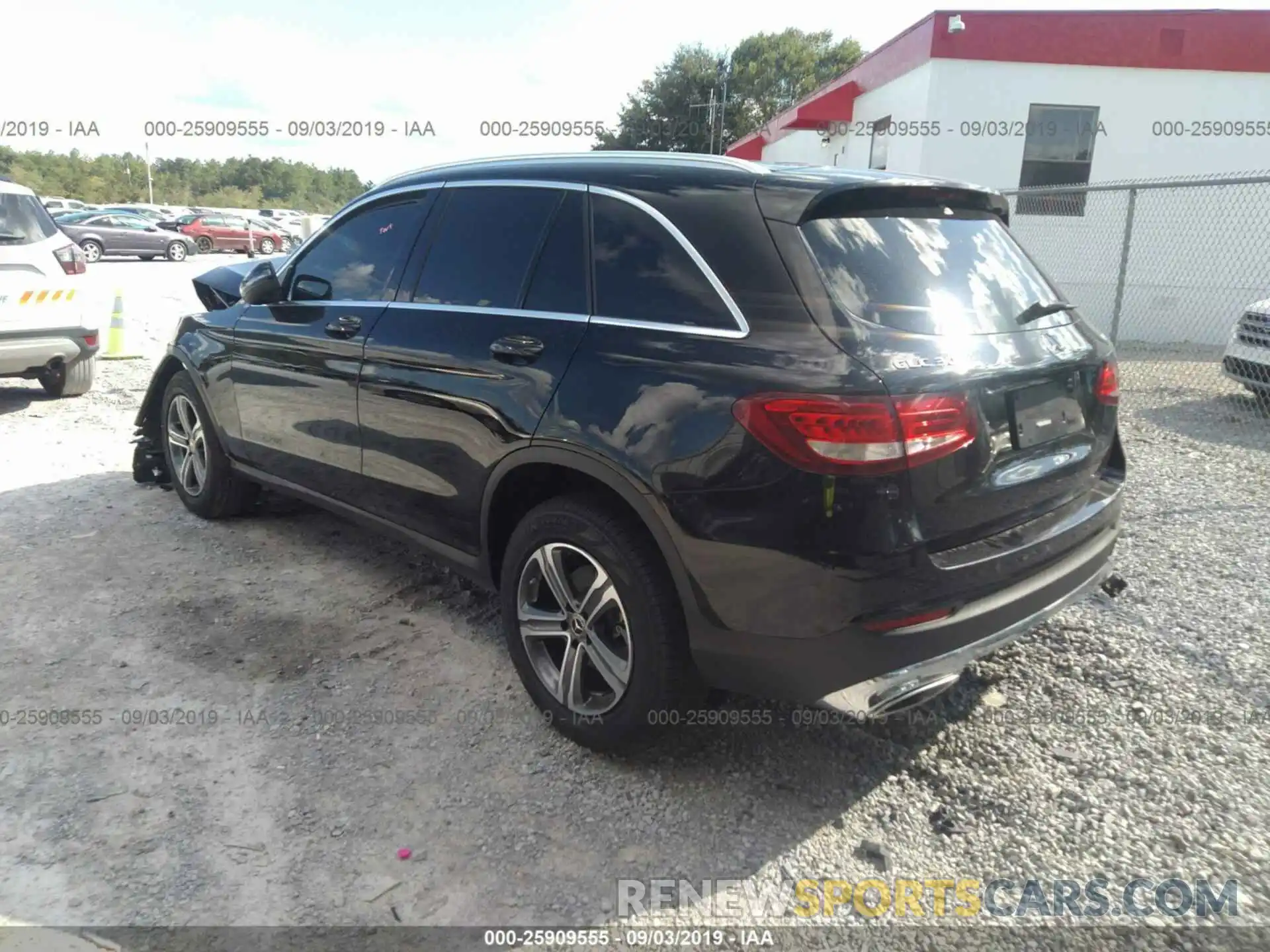 3 Photograph of a damaged car WDC0G4JB9KV122648 MERCEDES-BENZ GLC 2019