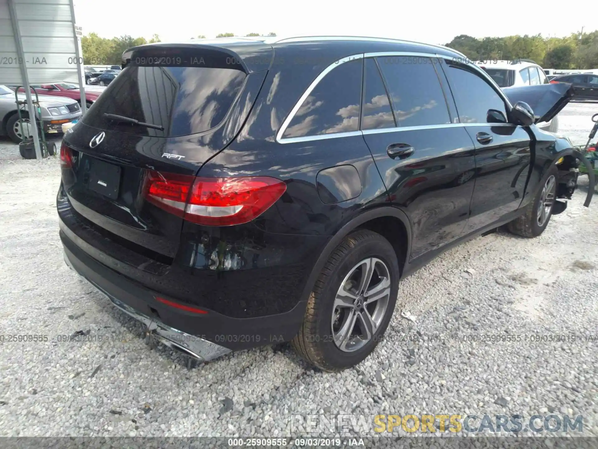 4 Photograph of a damaged car WDC0G4JB9KV122648 MERCEDES-BENZ GLC 2019