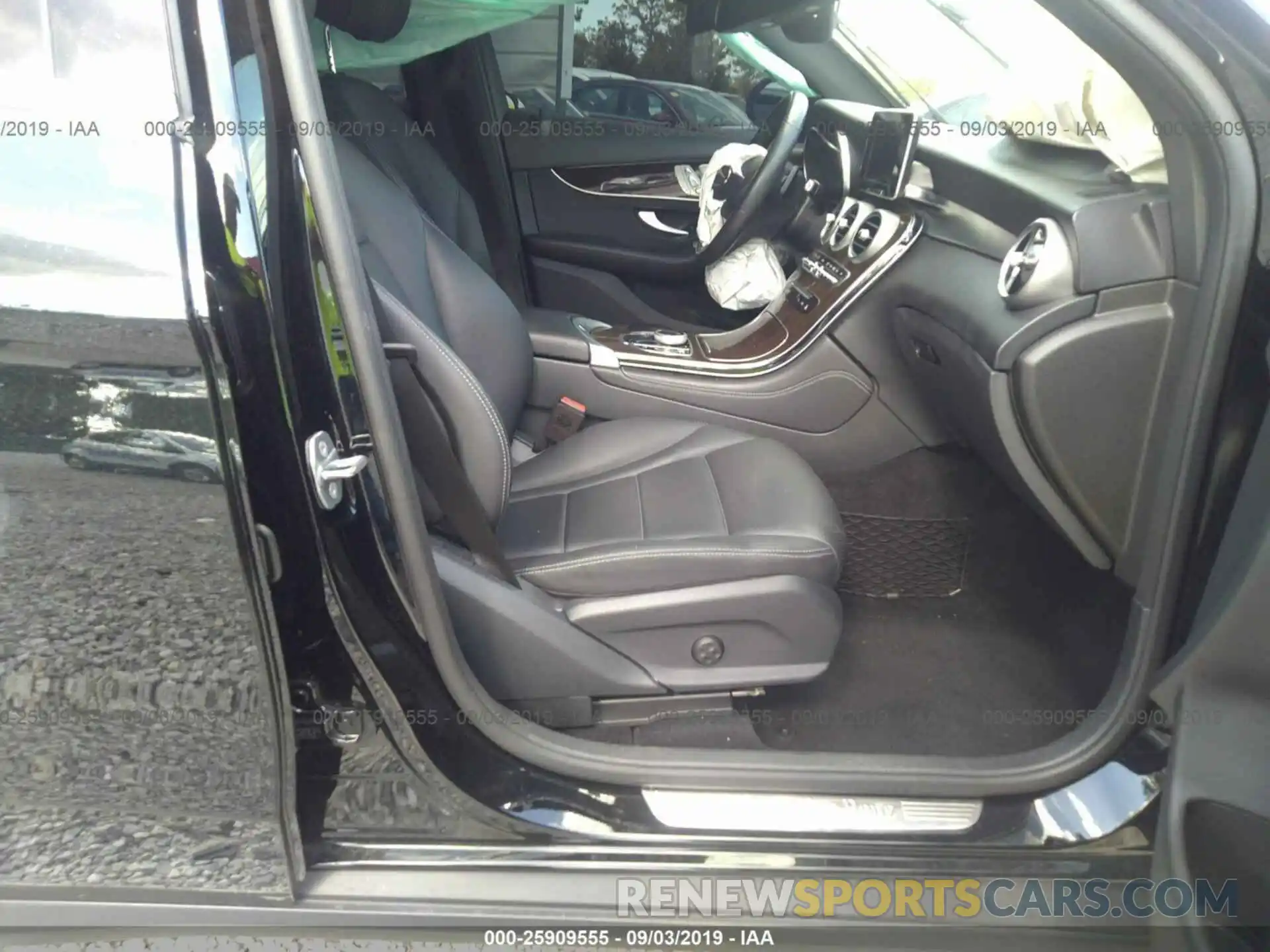 5 Photograph of a damaged car WDC0G4JB9KV122648 MERCEDES-BENZ GLC 2019