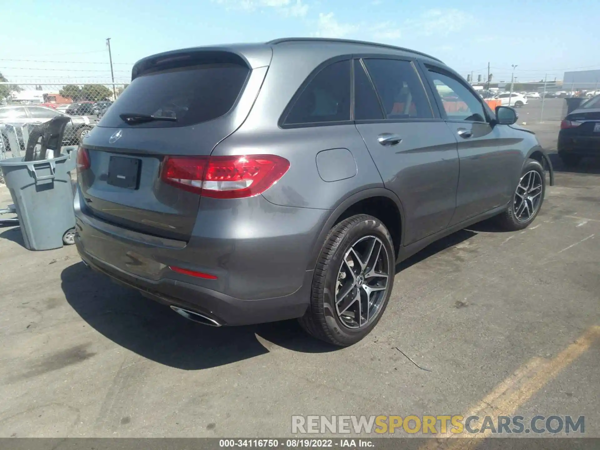 4 Photograph of a damaged car WDC0G4JB9KV127025 MERCEDES-BENZ GLC 2019