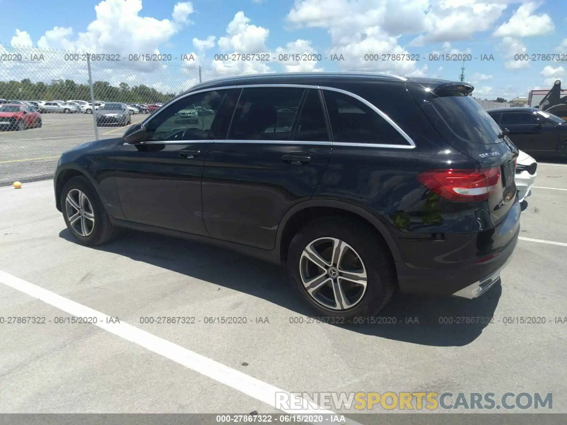 3 Photograph of a damaged car WDC0G4JB9KV138378 MERCEDES-BENZ GLC 2019