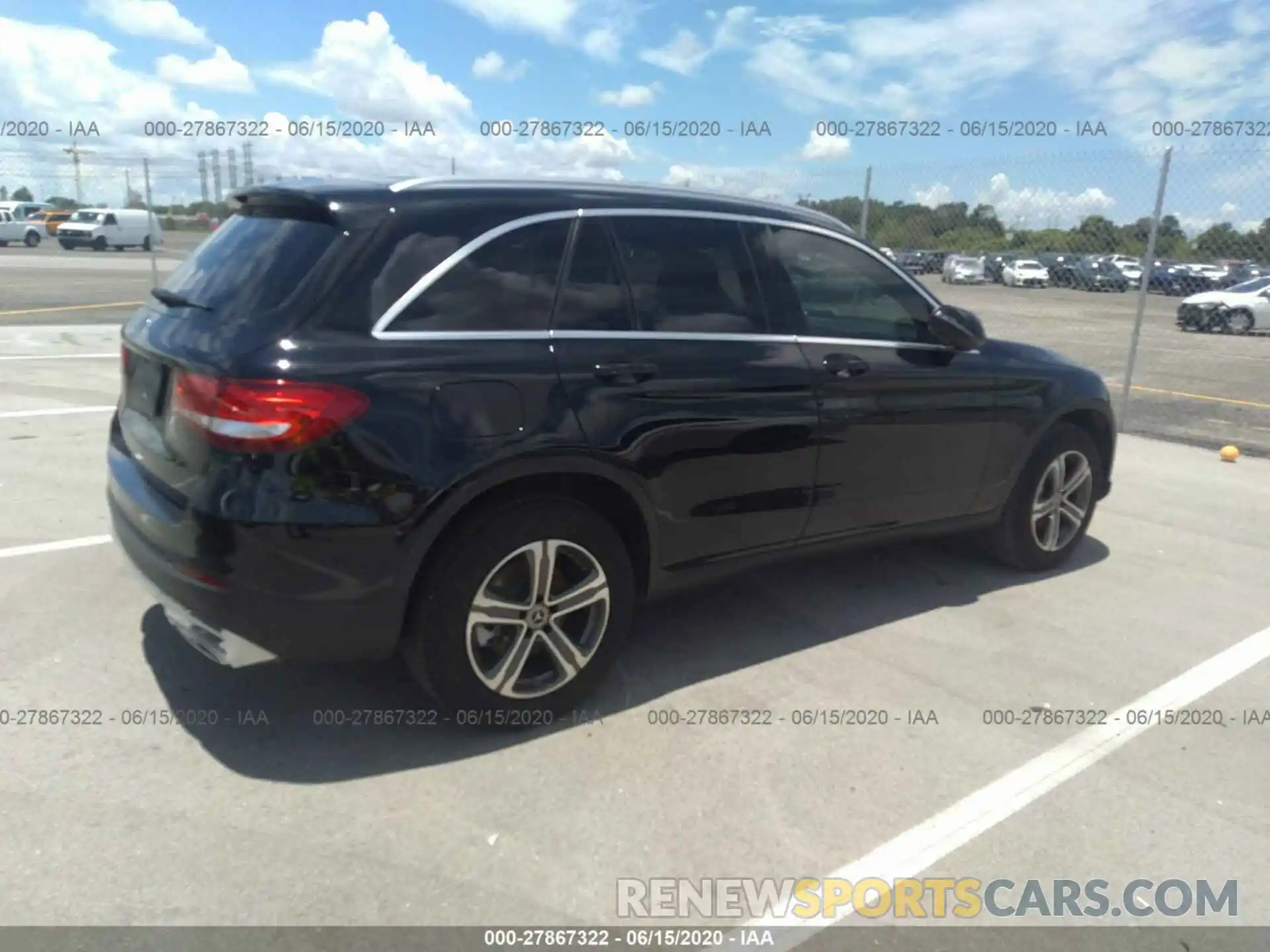 4 Photograph of a damaged car WDC0G4JB9KV138378 MERCEDES-BENZ GLC 2019