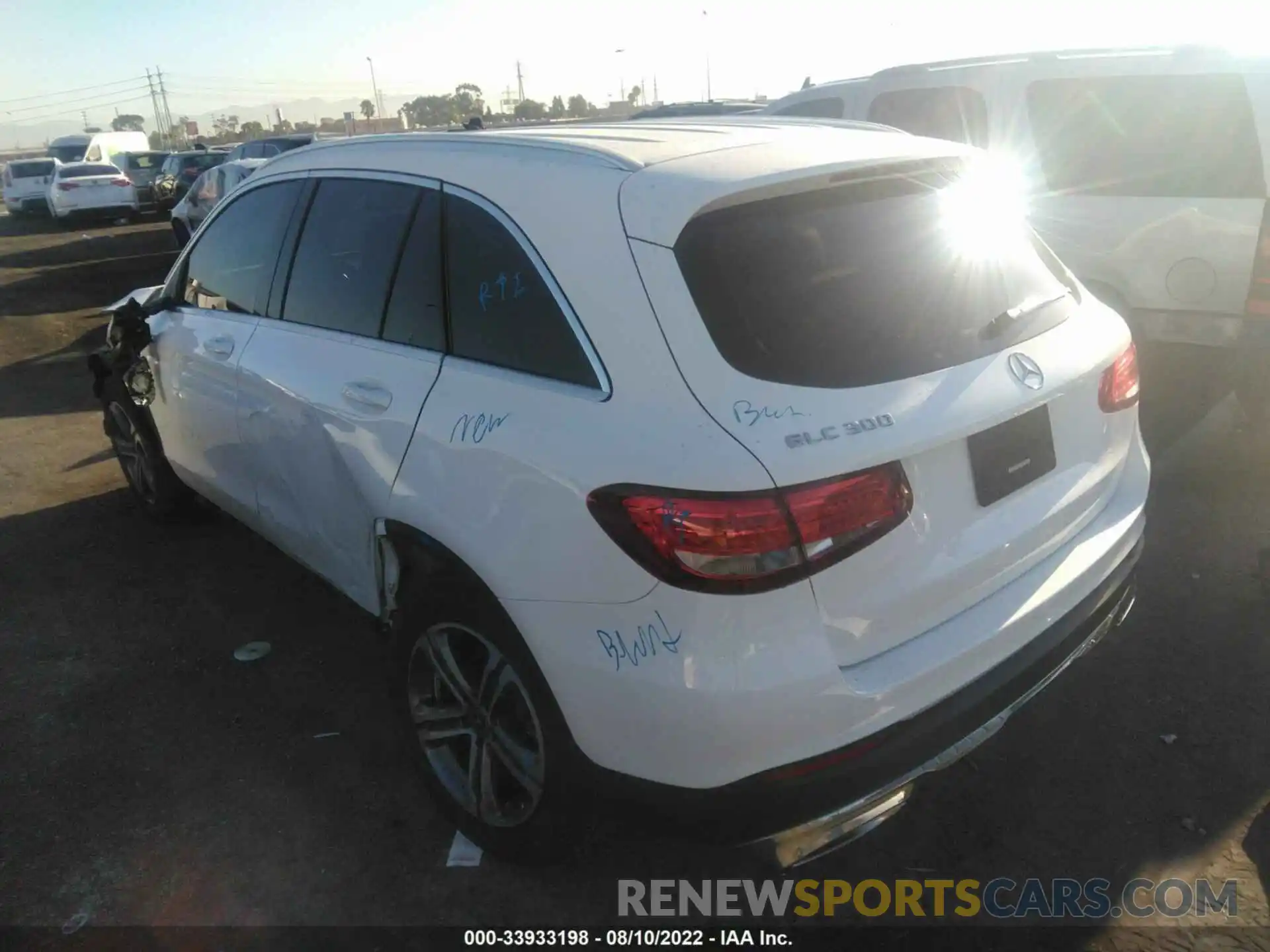 3 Photograph of a damaged car WDC0G4JB9KV152037 MERCEDES-BENZ GLC 2019