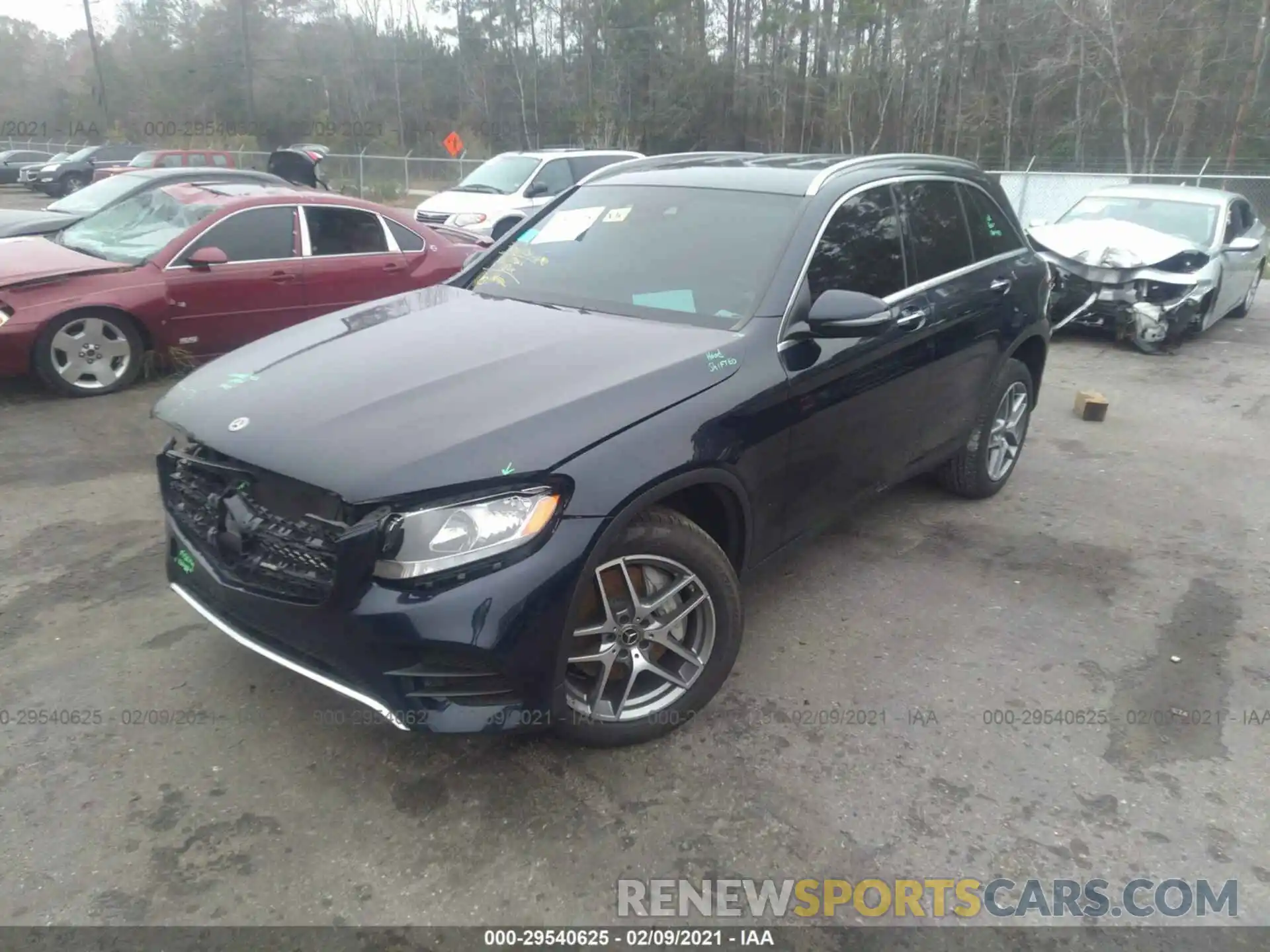 2 Photograph of a damaged car WDC0G4JB9KV187368 MERCEDES-BENZ GLC 2019