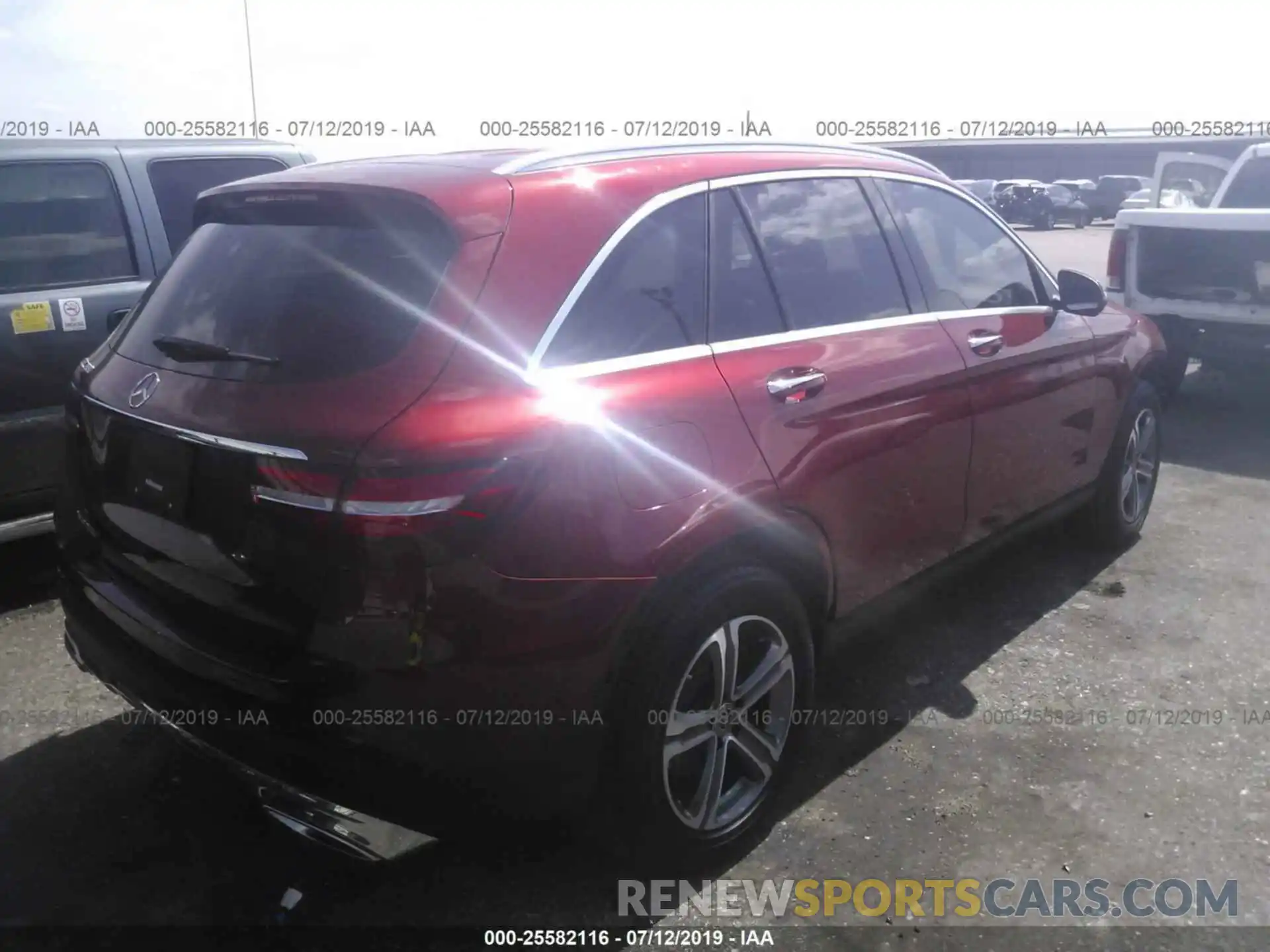 4 Photograph of a damaged car WDC0G4JBXKF512491 MERCEDES-BENZ GLC 2019