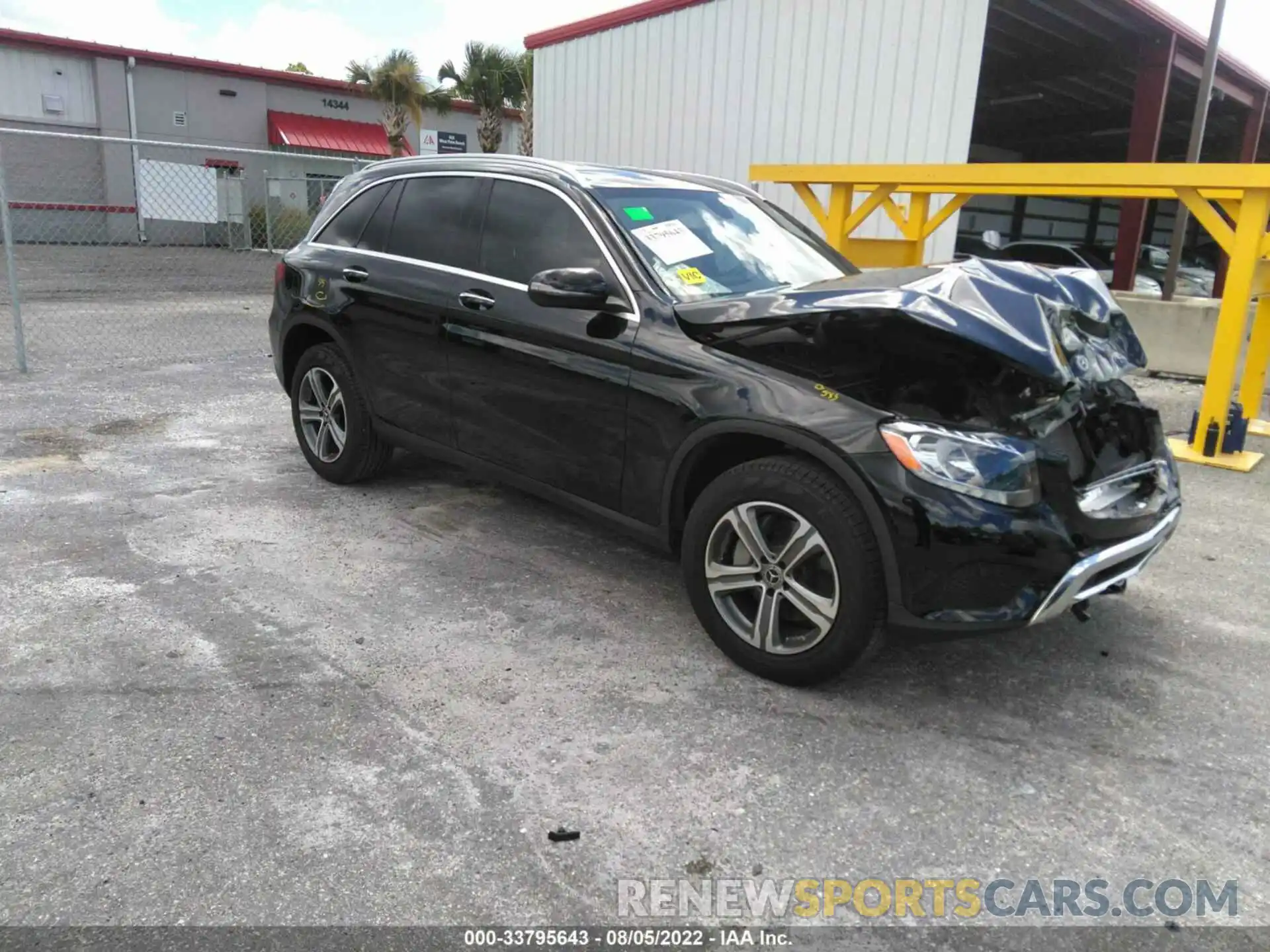 1 Photograph of a damaged car WDC0G4JBXKF573825 MERCEDES-BENZ GLC 2019