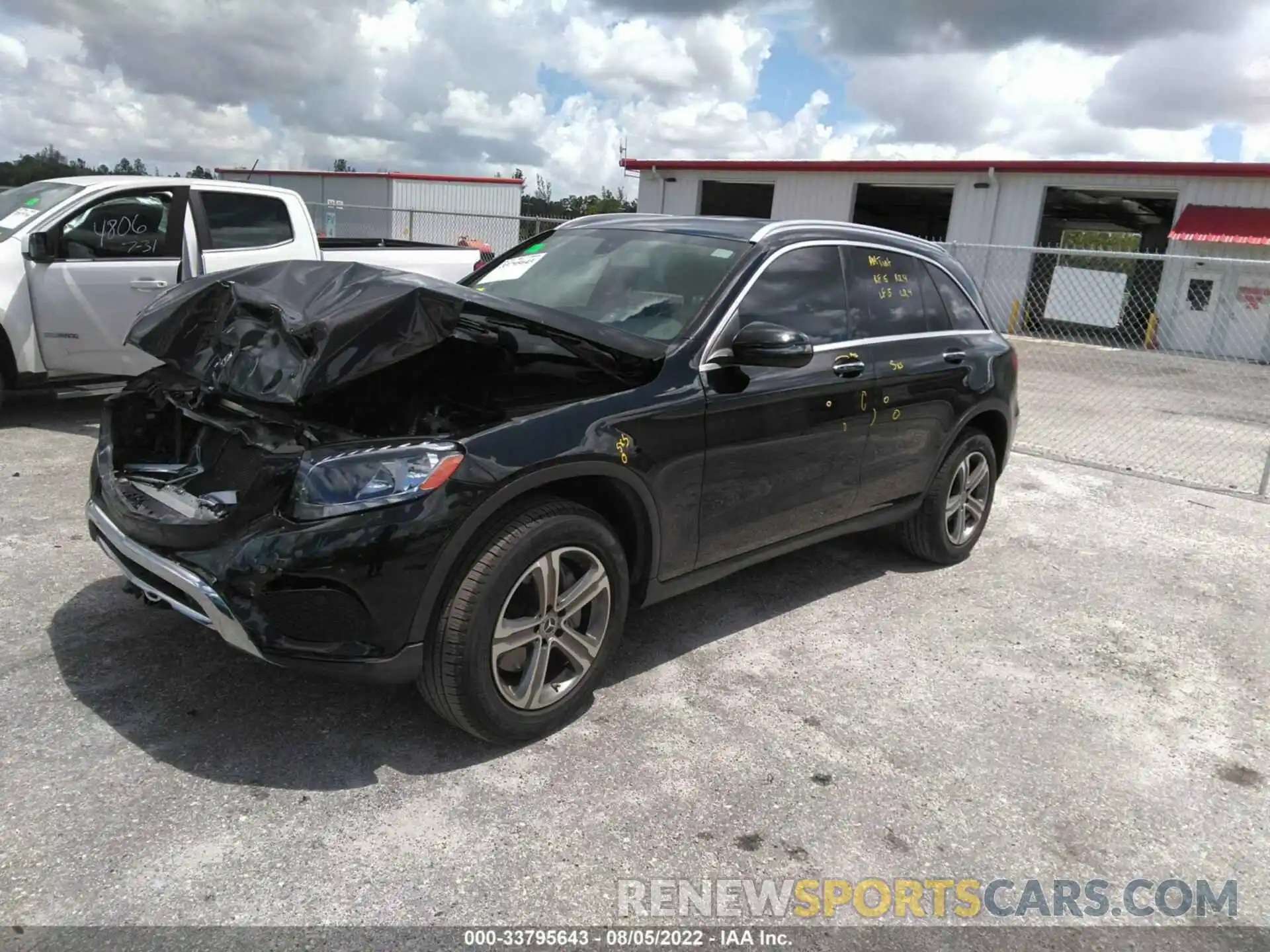 2 Photograph of a damaged car WDC0G4JBXKF573825 MERCEDES-BENZ GLC 2019