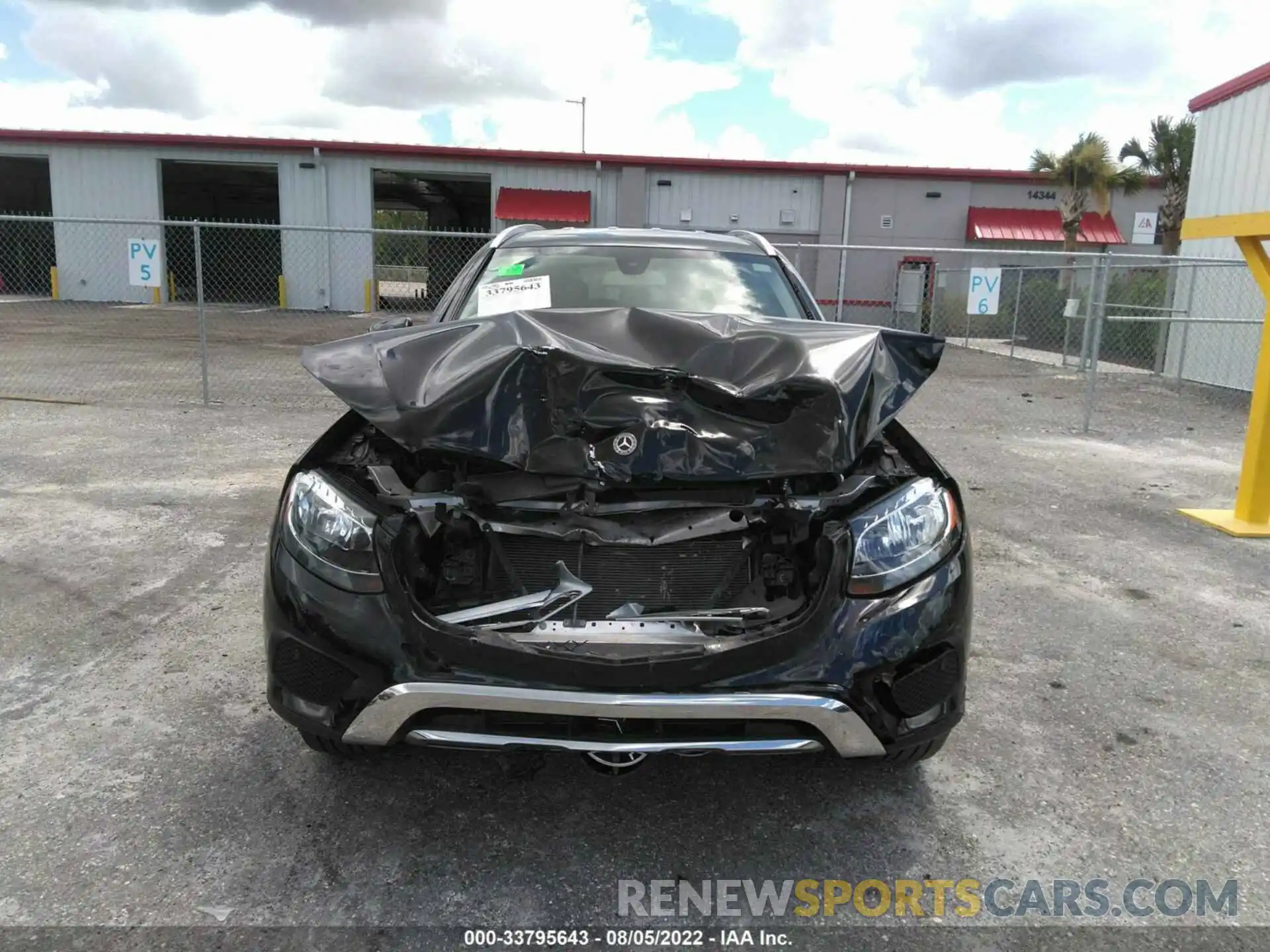 6 Photograph of a damaged car WDC0G4JBXKF573825 MERCEDES-BENZ GLC 2019