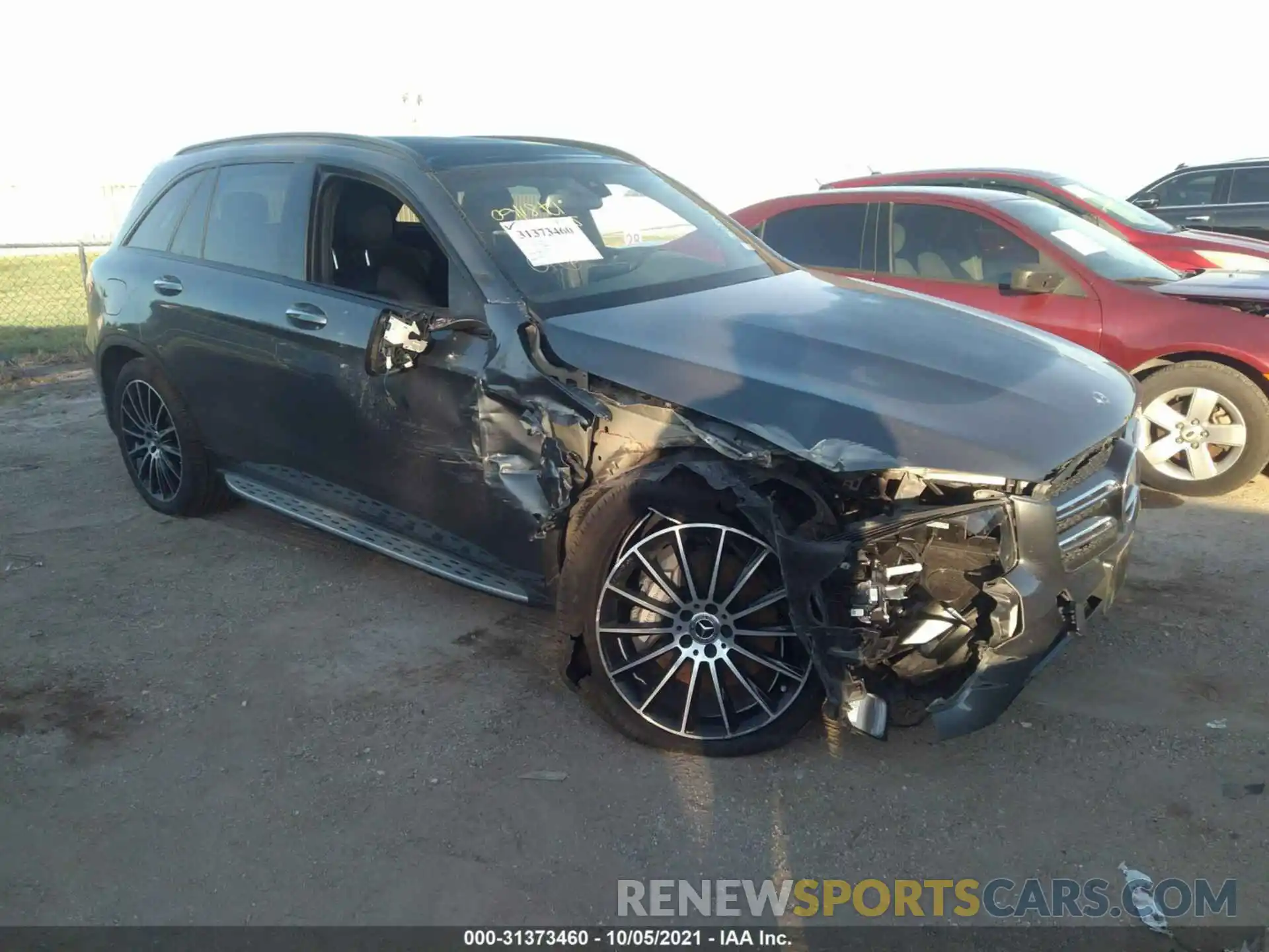 1 Photograph of a damaged car WDC0G4JBXKV135134 MERCEDES-BENZ GLC 2019