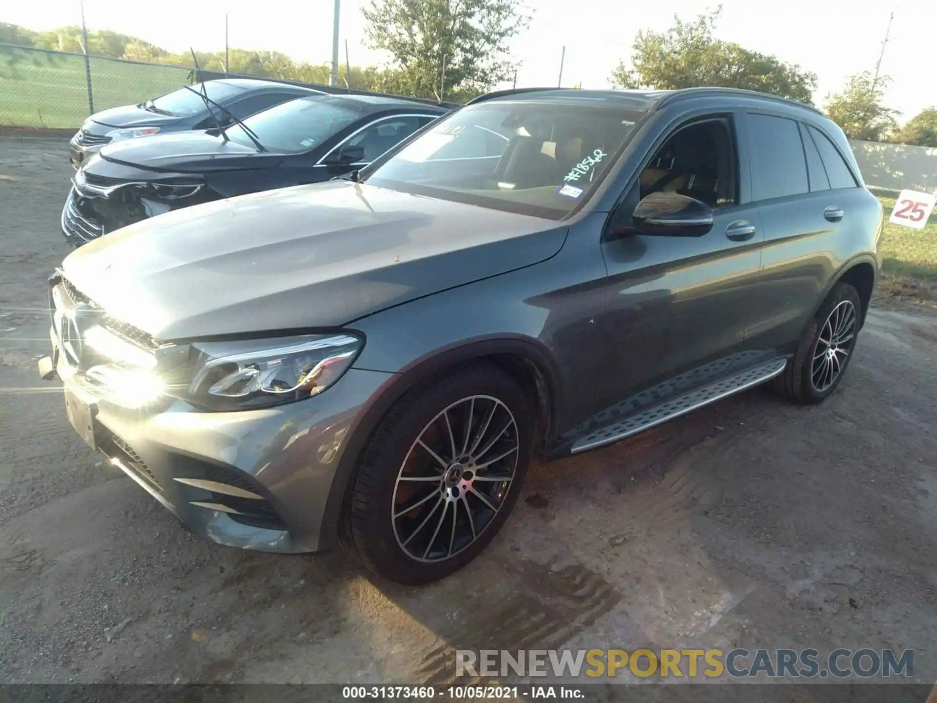 2 Фотография поврежденного автомобиля WDC0G4JBXKV135134 MERCEDES-BENZ GLC 2019