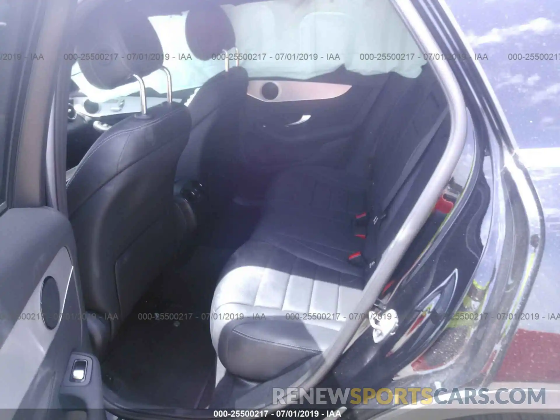 8 Photograph of a damaged car WDC0G4JBXKV158090 MERCEDES-BENZ GLC 2019