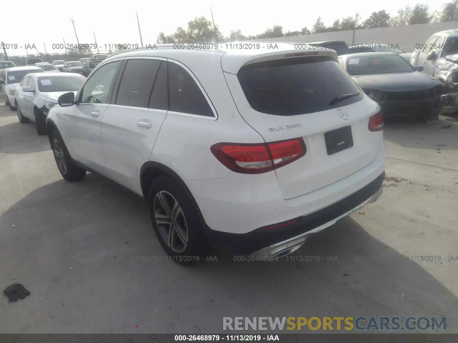 3 Photograph of a damaged car WDC0G4JBXKV173687 MERCEDES-BENZ GLC 2019