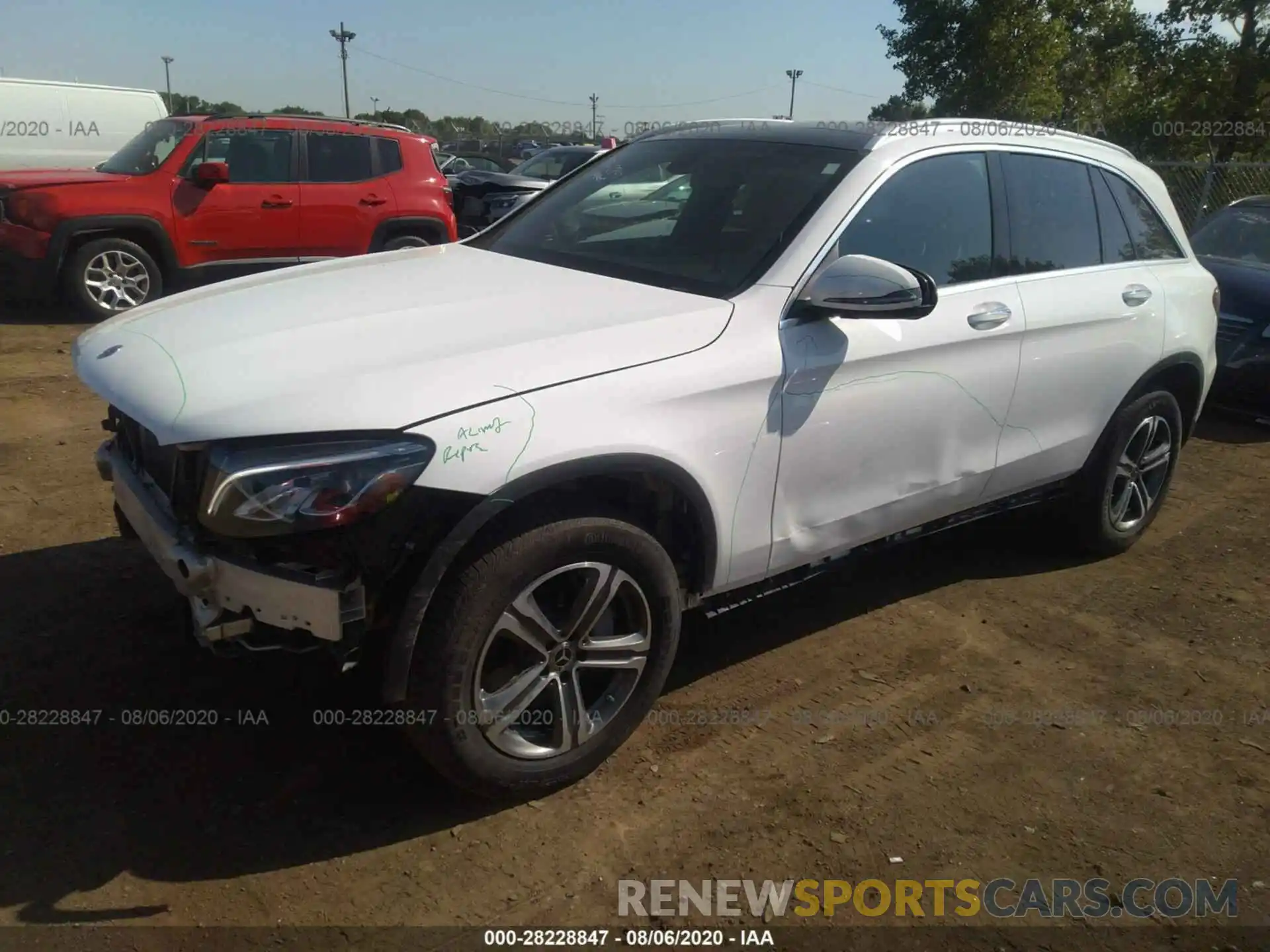 2 Photograph of a damaged car WDC0G4KB0KF632203 MERCEDES-BENZ GLC 2019