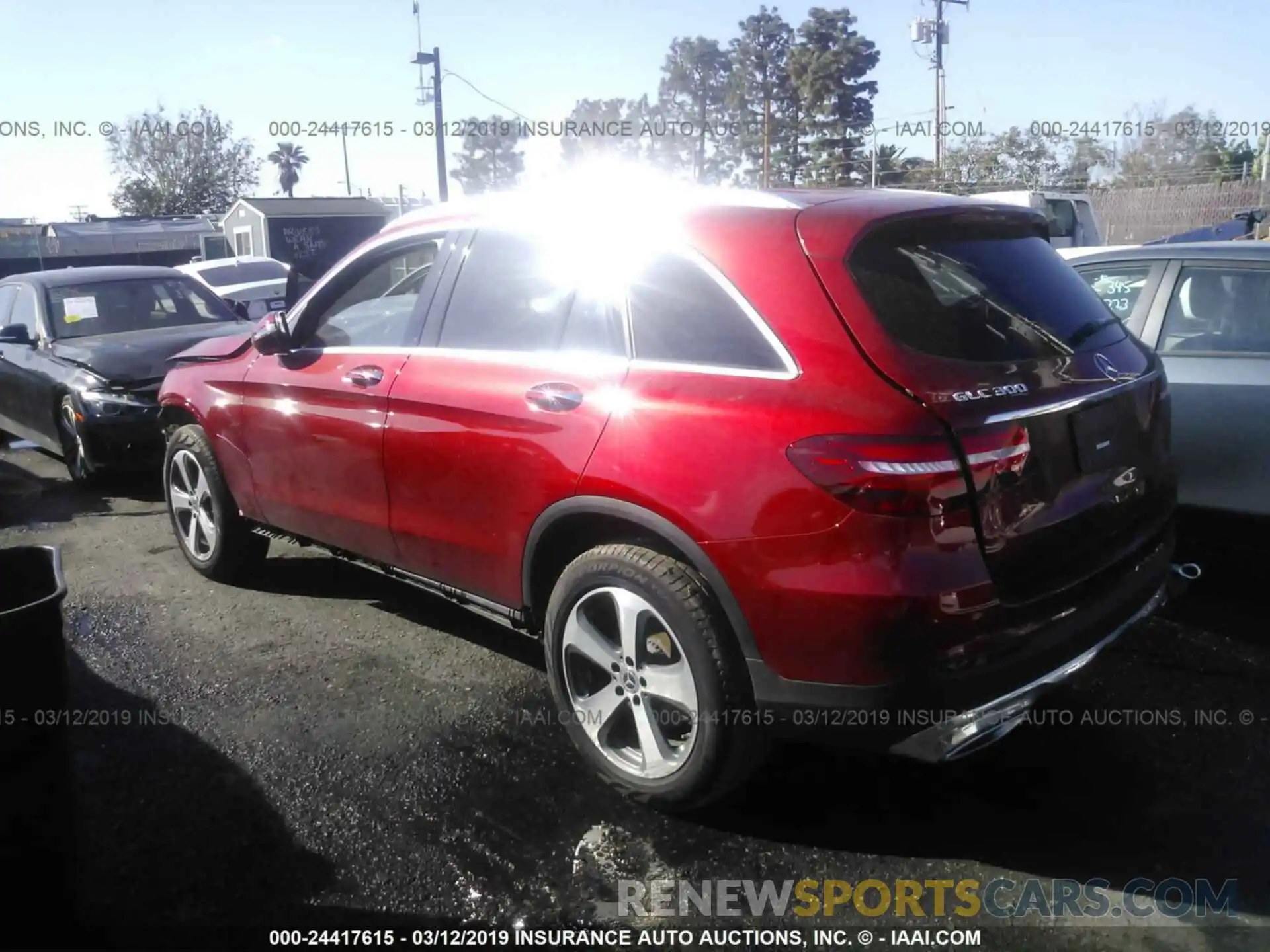 3 Photograph of a damaged car WDC0G4KB0KV118289 MERCEDES-BENZ GLC 2019