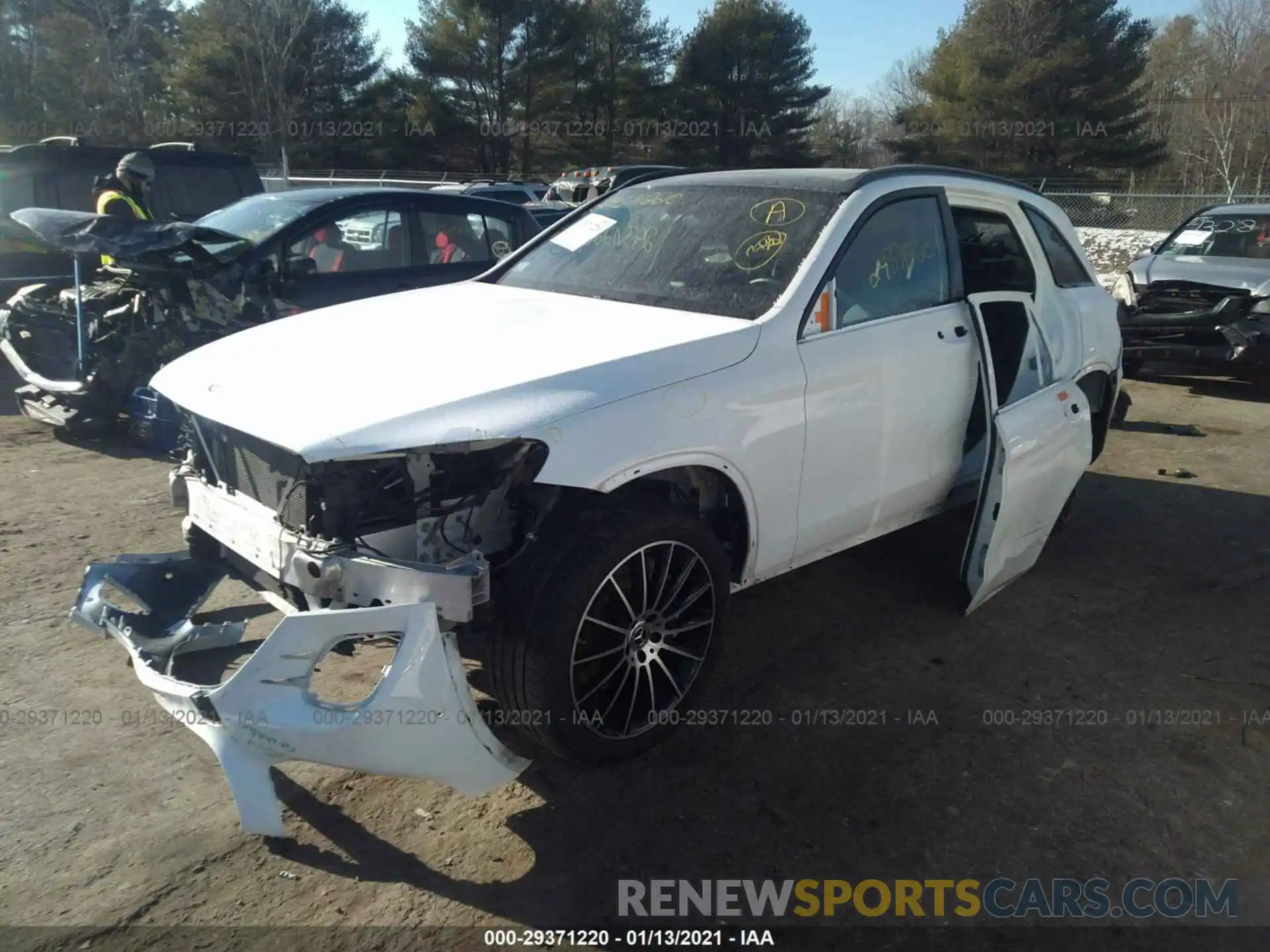 2 Photograph of a damaged car WDC0G4KB0KV118714 MERCEDES-BENZ GLC 2019