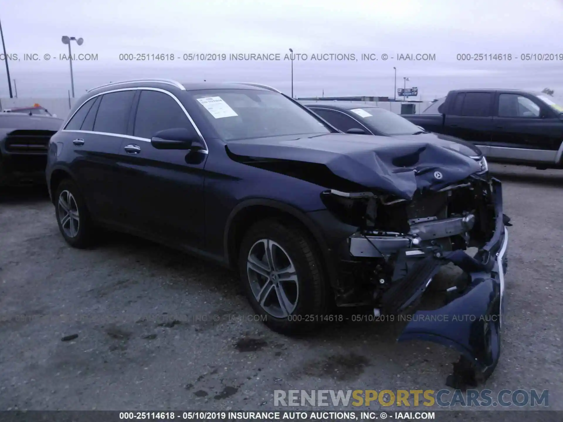 1 Photograph of a damaged car WDC0G4KB0KV119801 MERCEDES-BENZ GLC 2019