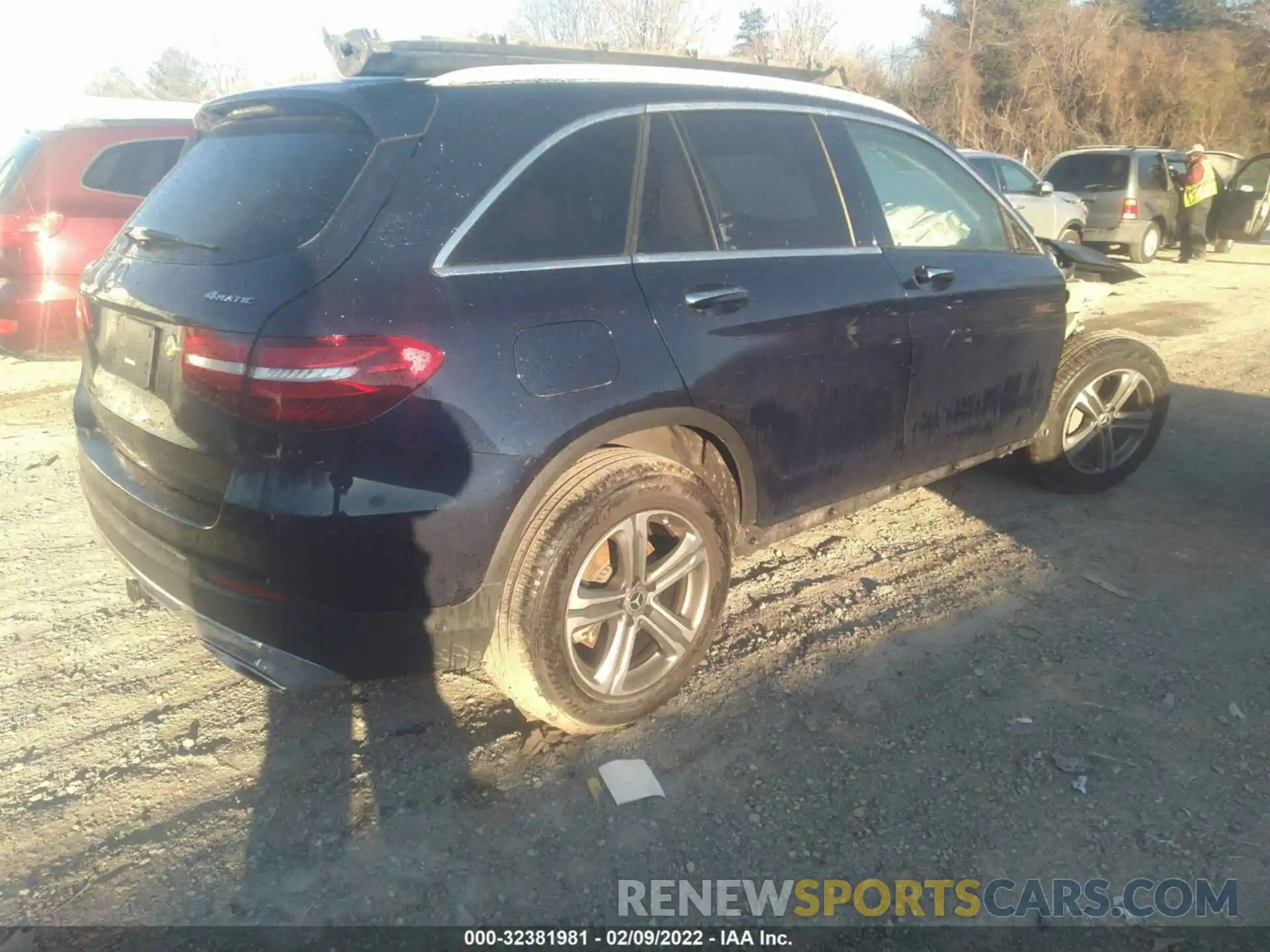 4 Photograph of a damaged car WDC0G4KB0KV128904 MERCEDES-BENZ GLC 2019