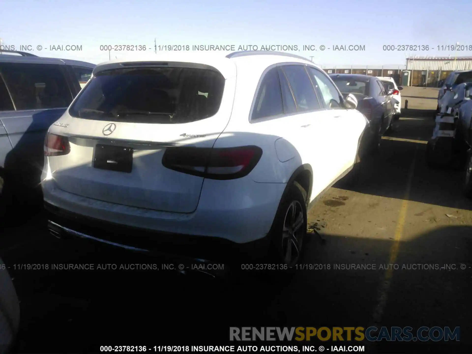 4 Photograph of a damaged car WDC0G4KB0KV138364 Mercedes-benz Glc 2019