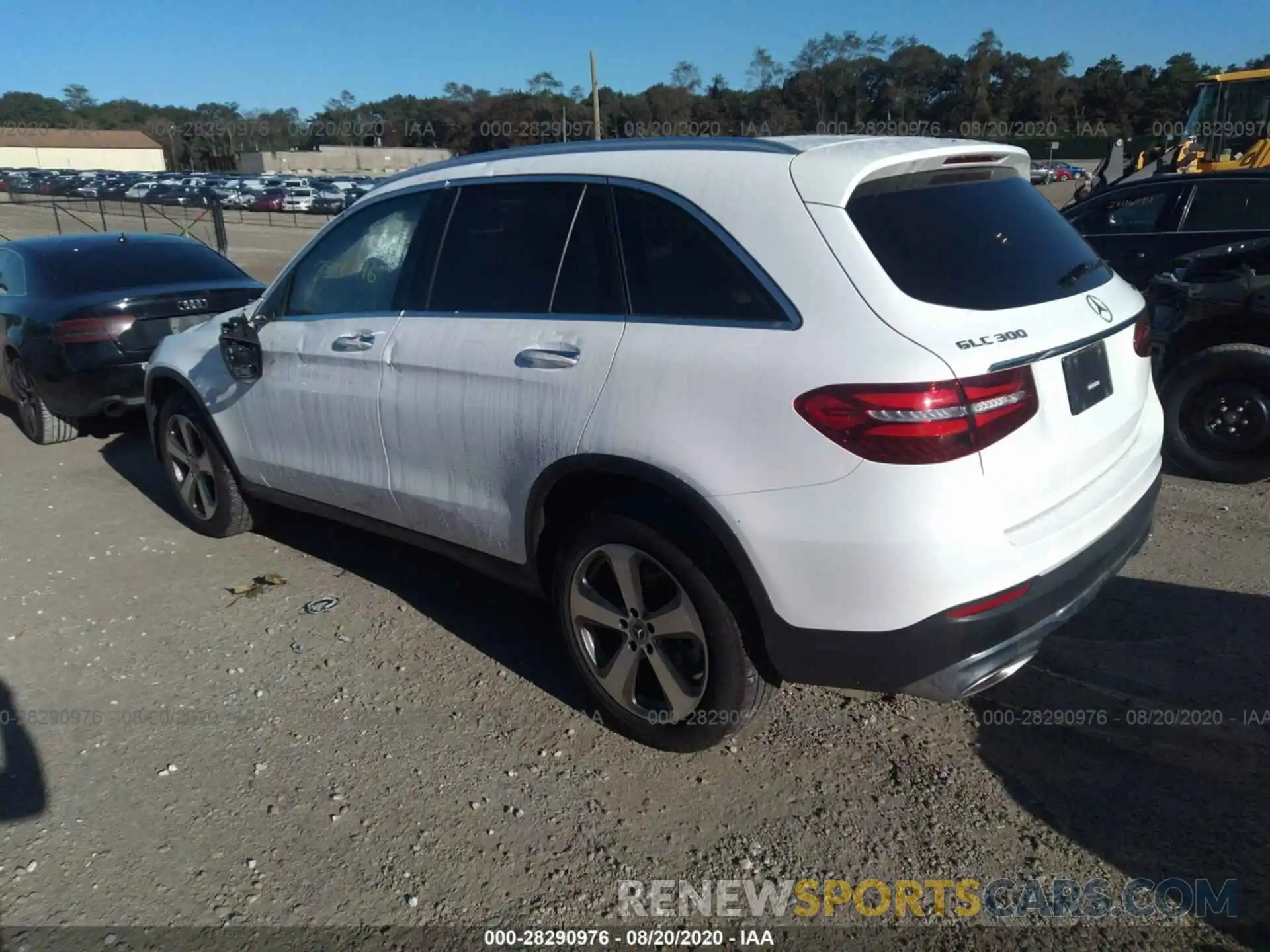 3 Photograph of a damaged car WDC0G4KB0KV162390 MERCEDES-BENZ GLC 2019