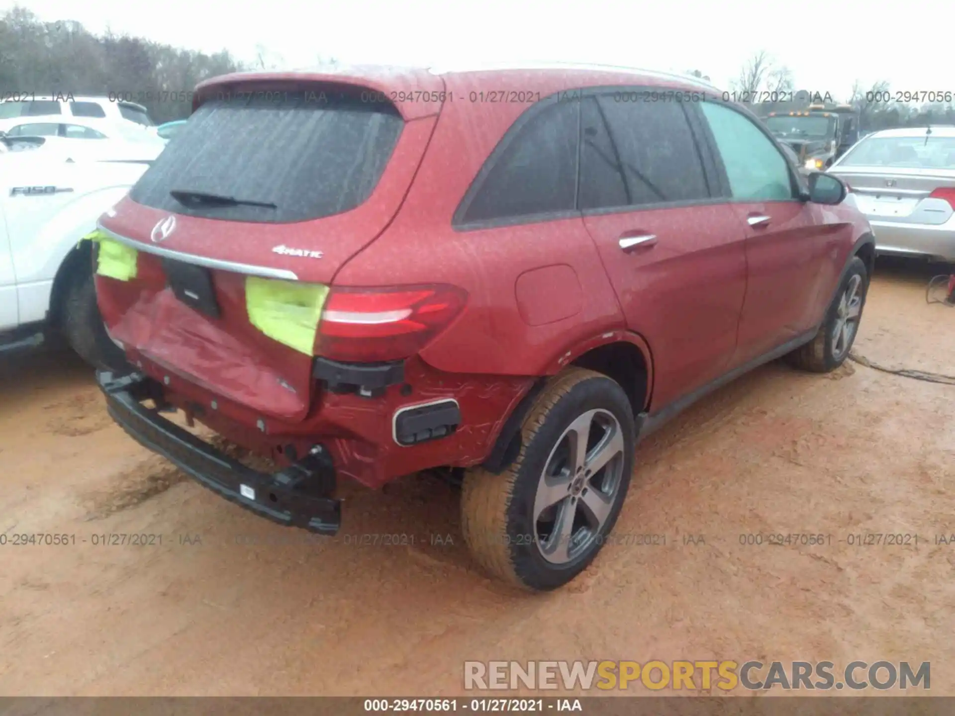 4 Photograph of a damaged car WDC0G4KB0KV162695 MERCEDES-BENZ GLC 2019