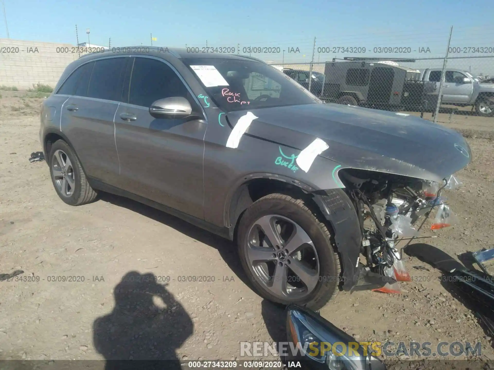 1 Photograph of a damaged car WDC0G4KB0KV192697 MERCEDES-BENZ GLC 2019