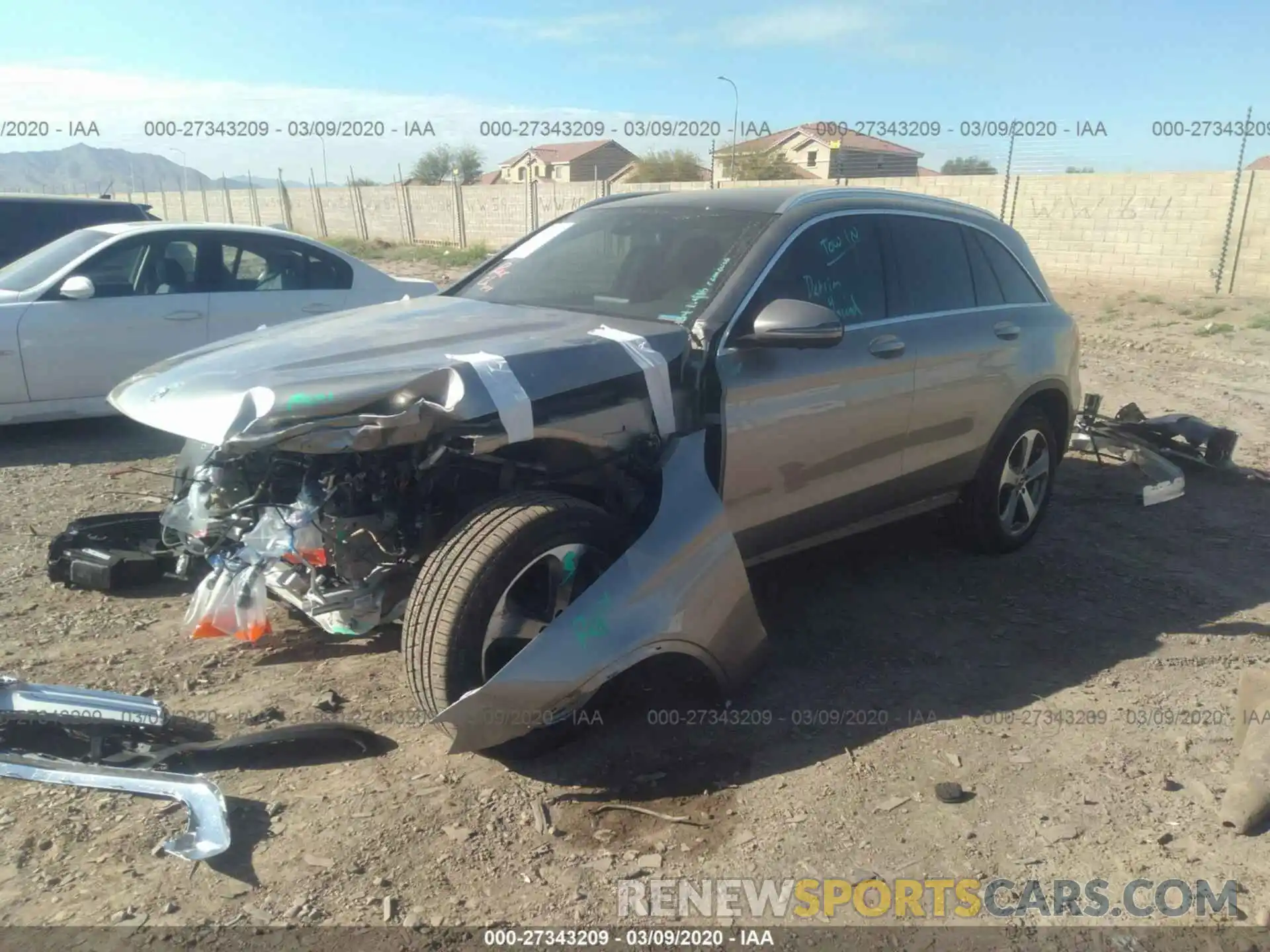 2 Фотография поврежденного автомобиля WDC0G4KB0KV192697 MERCEDES-BENZ GLC 2019