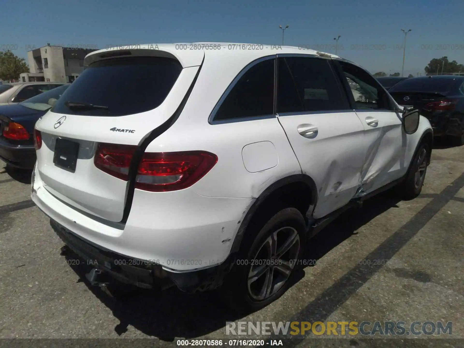 4 Photograph of a damaged car WDC0G4KB0KV195776 MERCEDES-BENZ GLC 2019