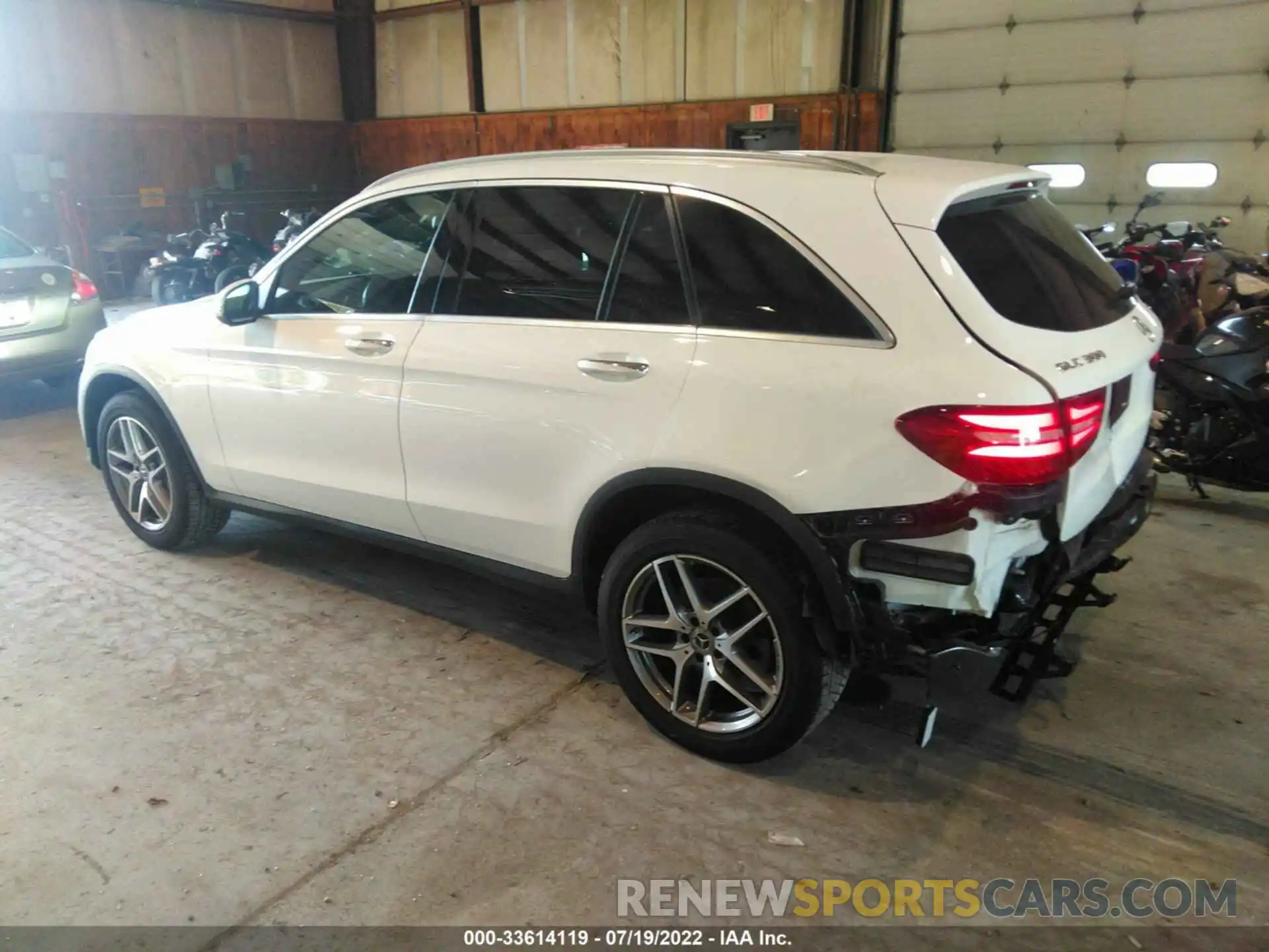 3 Photograph of a damaged car WDC0G4KB1KF543224 MERCEDES-BENZ GLC 2019