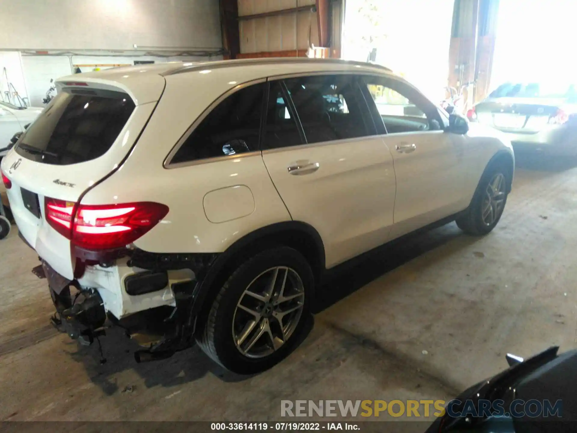 4 Фотография поврежденного автомобиля WDC0G4KB1KF543224 MERCEDES-BENZ GLC 2019