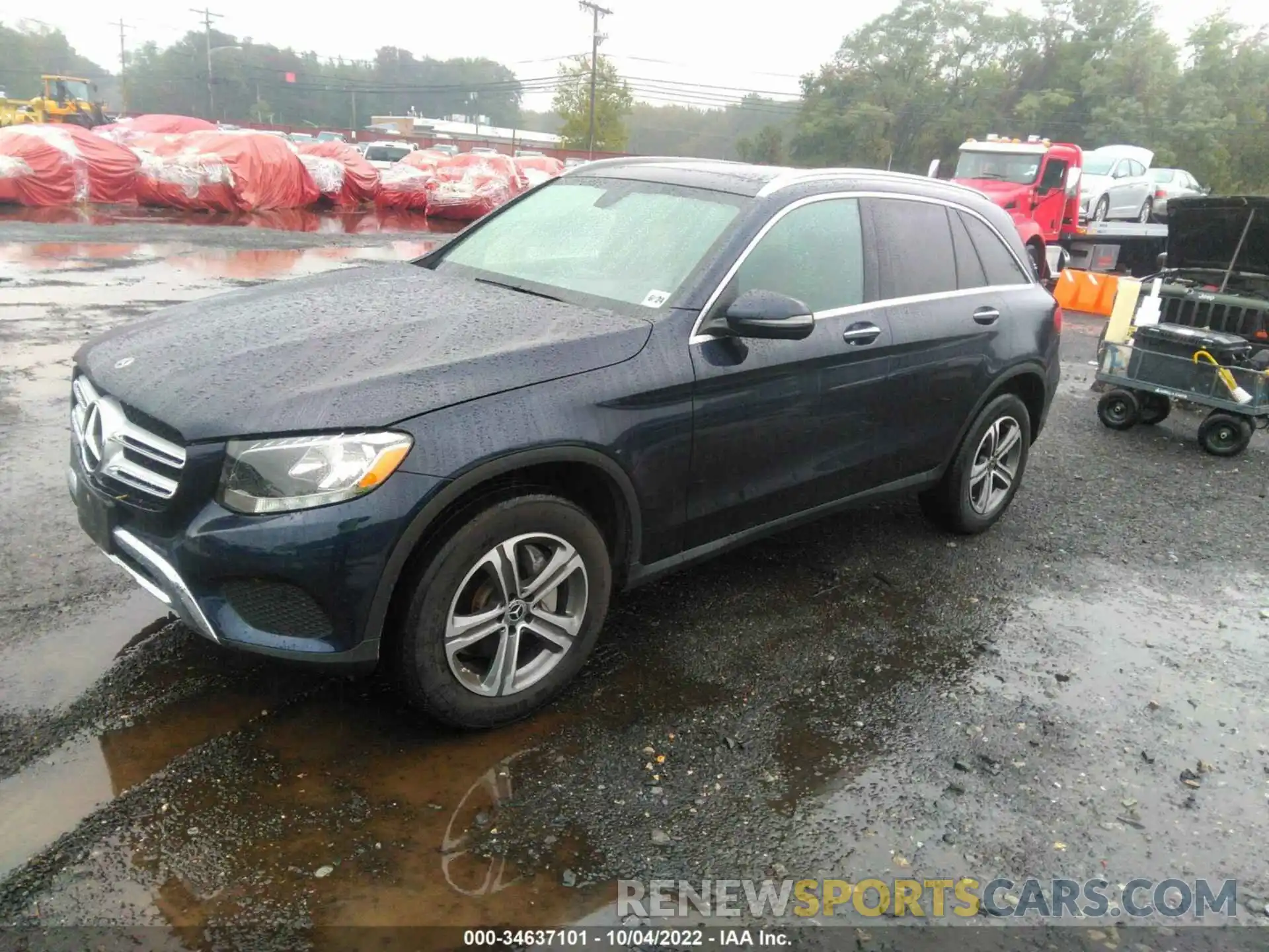 2 Photograph of a damaged car WDC0G4KB1KF633389 MERCEDES-BENZ GLC 2019