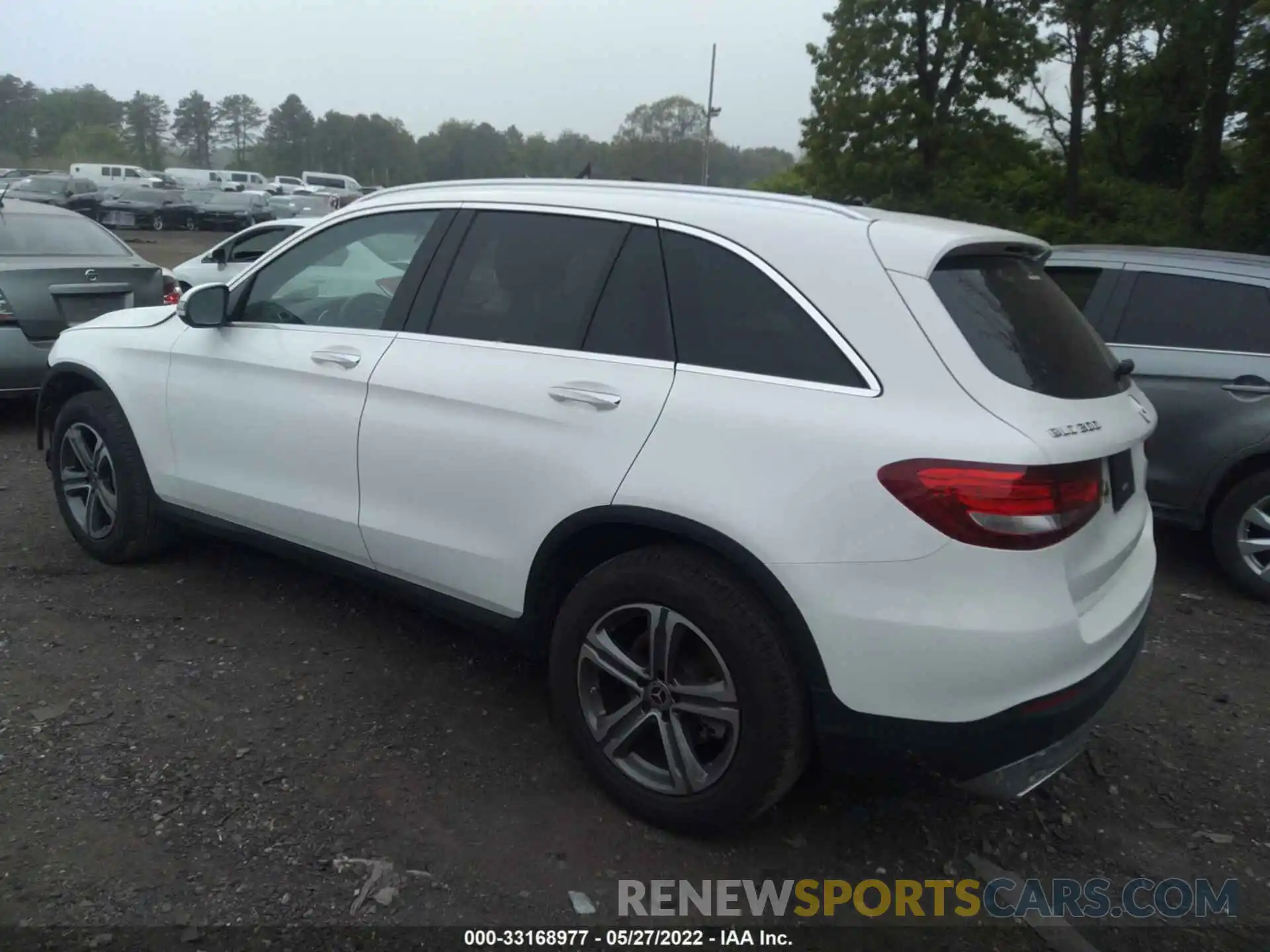 3 Photograph of a damaged car WDC0G4KB1KF633800 MERCEDES-BENZ GLC 2019