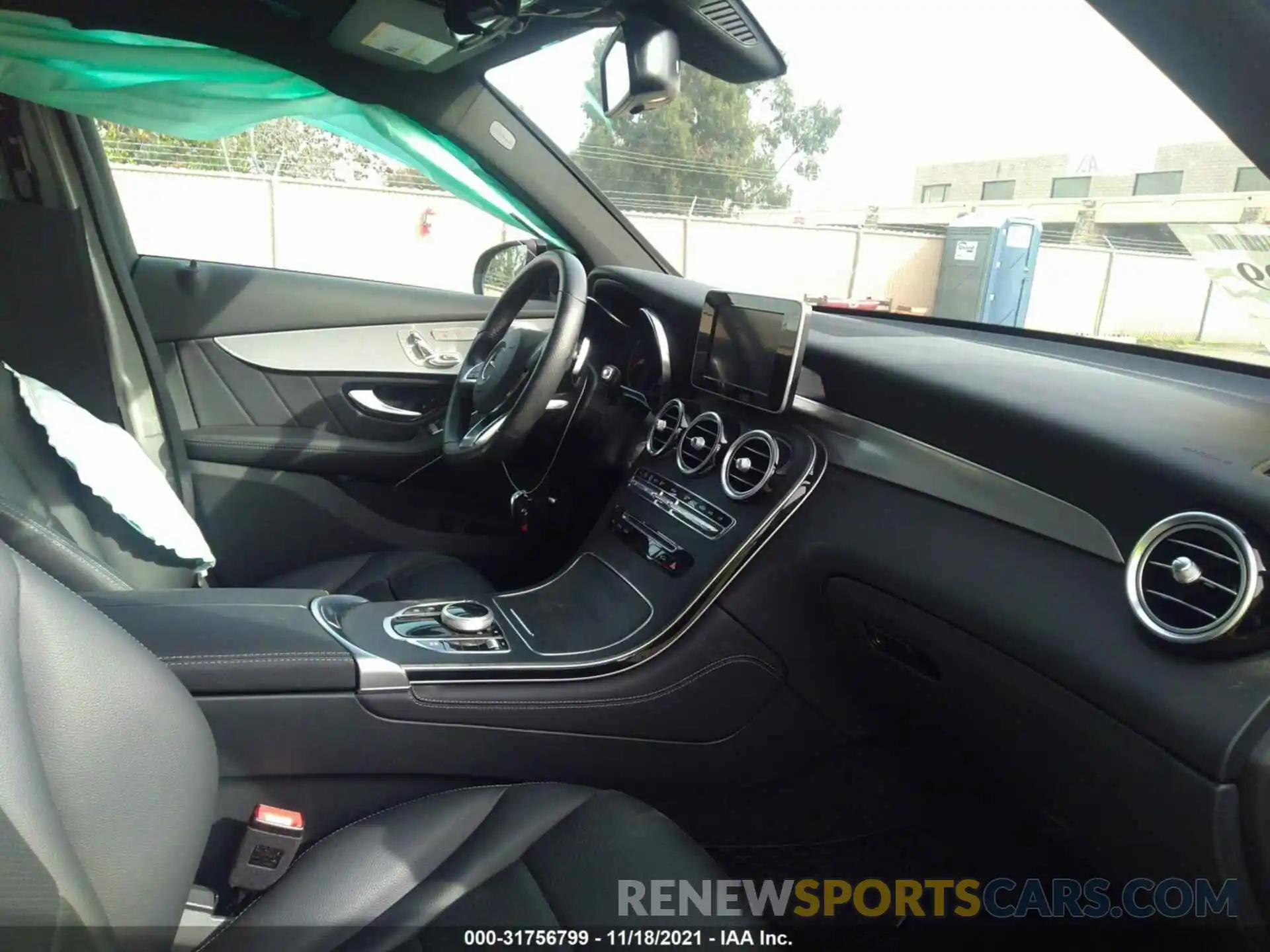 5 Photograph of a damaged car WDC0G4KB1KF666019 MERCEDES-BENZ GLC 2019