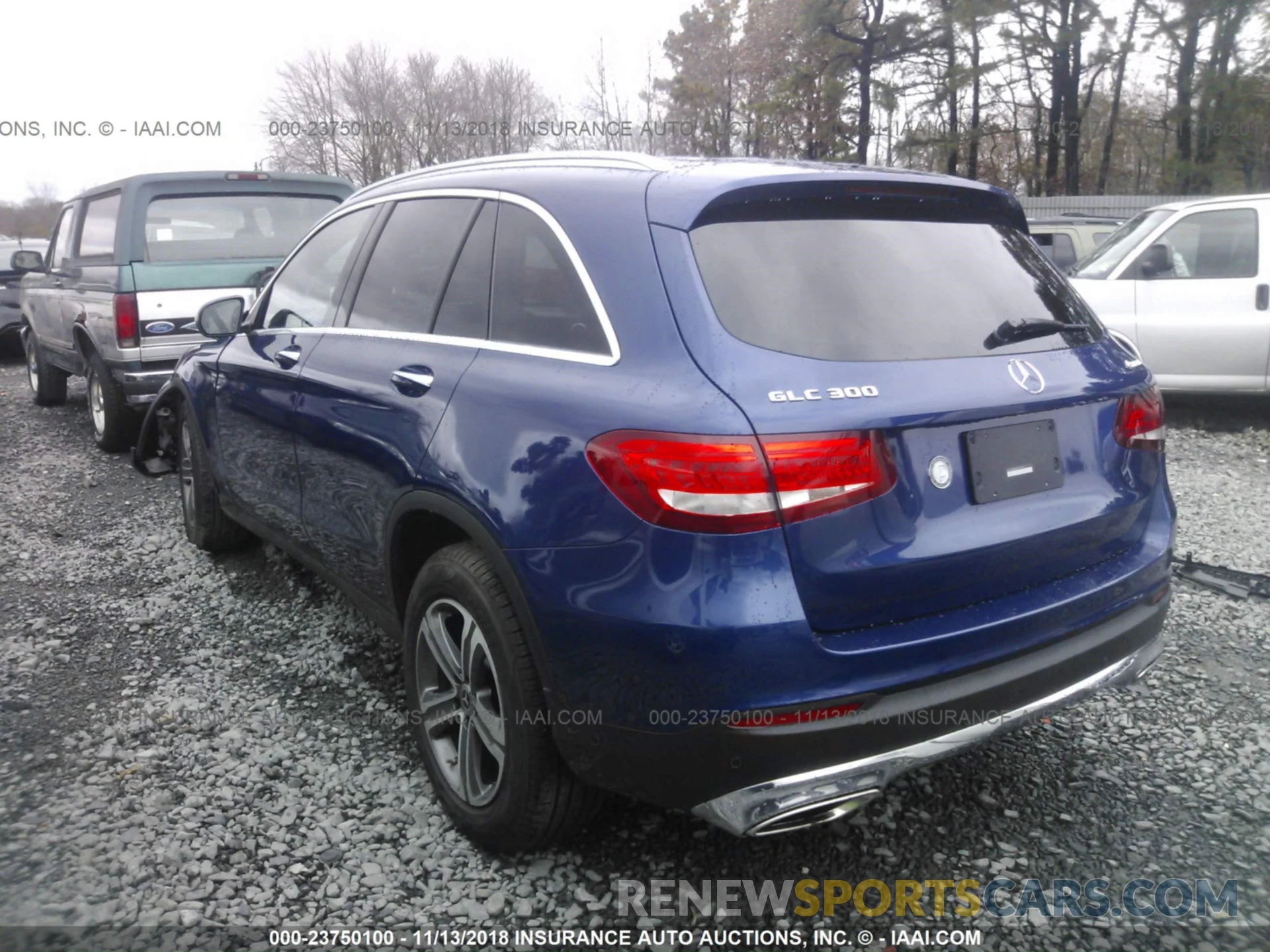 3 Photograph of a damaged car WDC0G4KB1KV120374 MERCEDES-BENZ GLC 2019