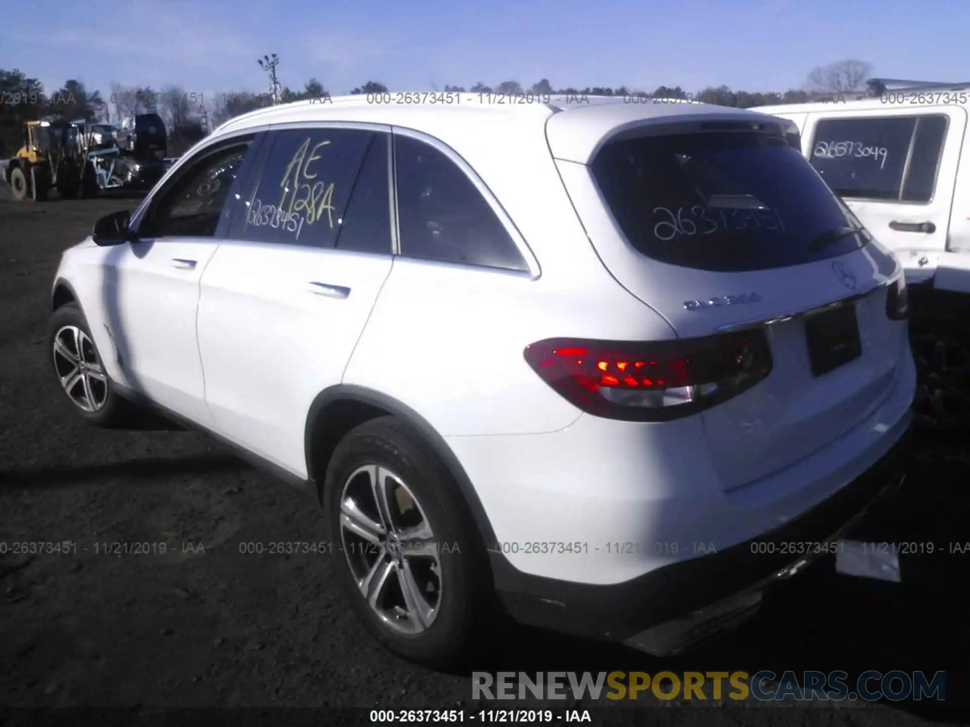 3 Photograph of a damaged car WDC0G4KB1KV147350 MERCEDES-BENZ GLC 2019