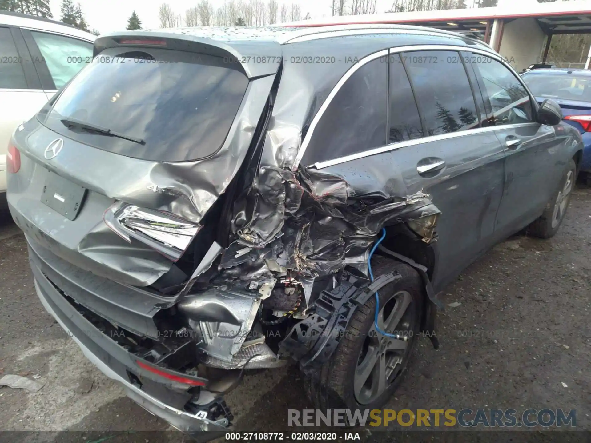 4 Photograph of a damaged car WDC0G4KB1KV168425 MERCEDES-BENZ GLC 2019