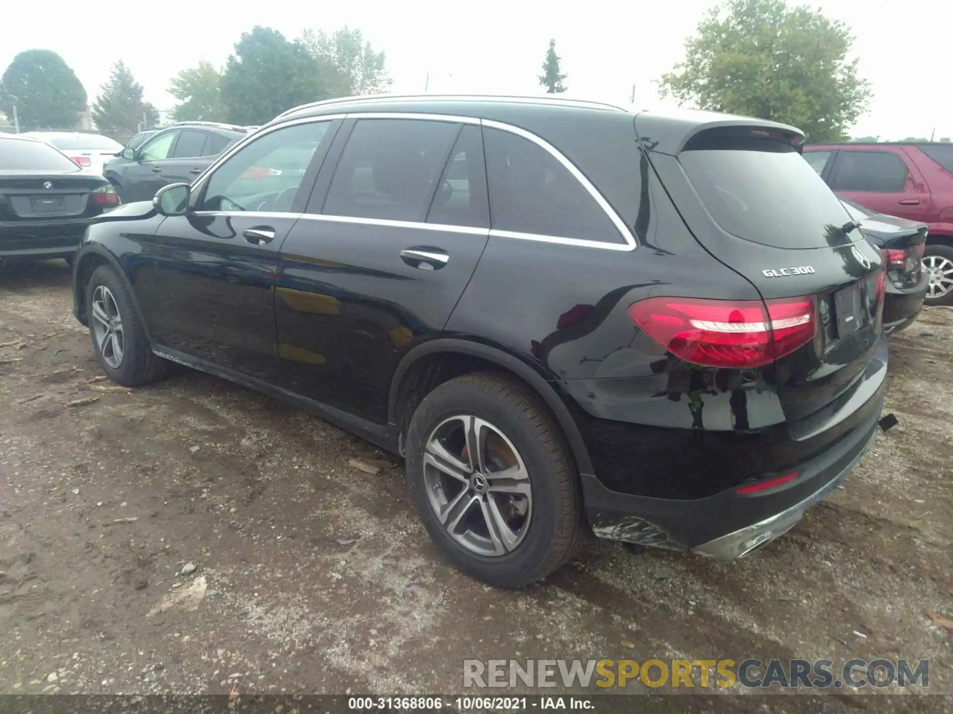 3 Фотография поврежденного автомобиля WDC0G4KB1KV188657 MERCEDES-BENZ GLC 2019