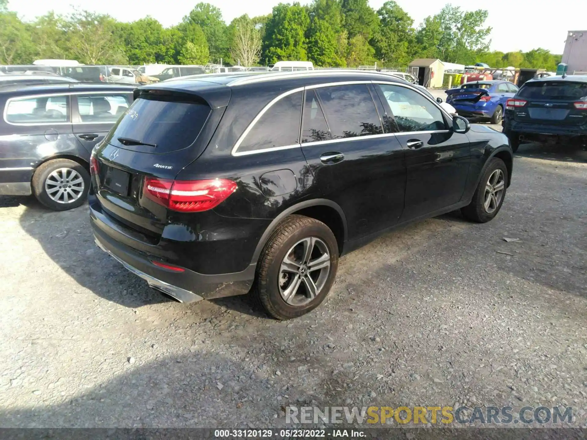 4 Photograph of a damaged car WDC0G4KB1KV197391 MERCEDES-BENZ GLC 2019