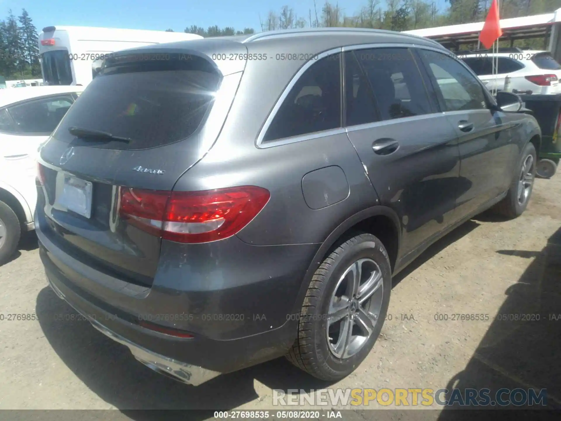 4 Фотография поврежденного автомобиля WDC0G4KB2KF584784 MERCEDES-BENZ GLC 2019